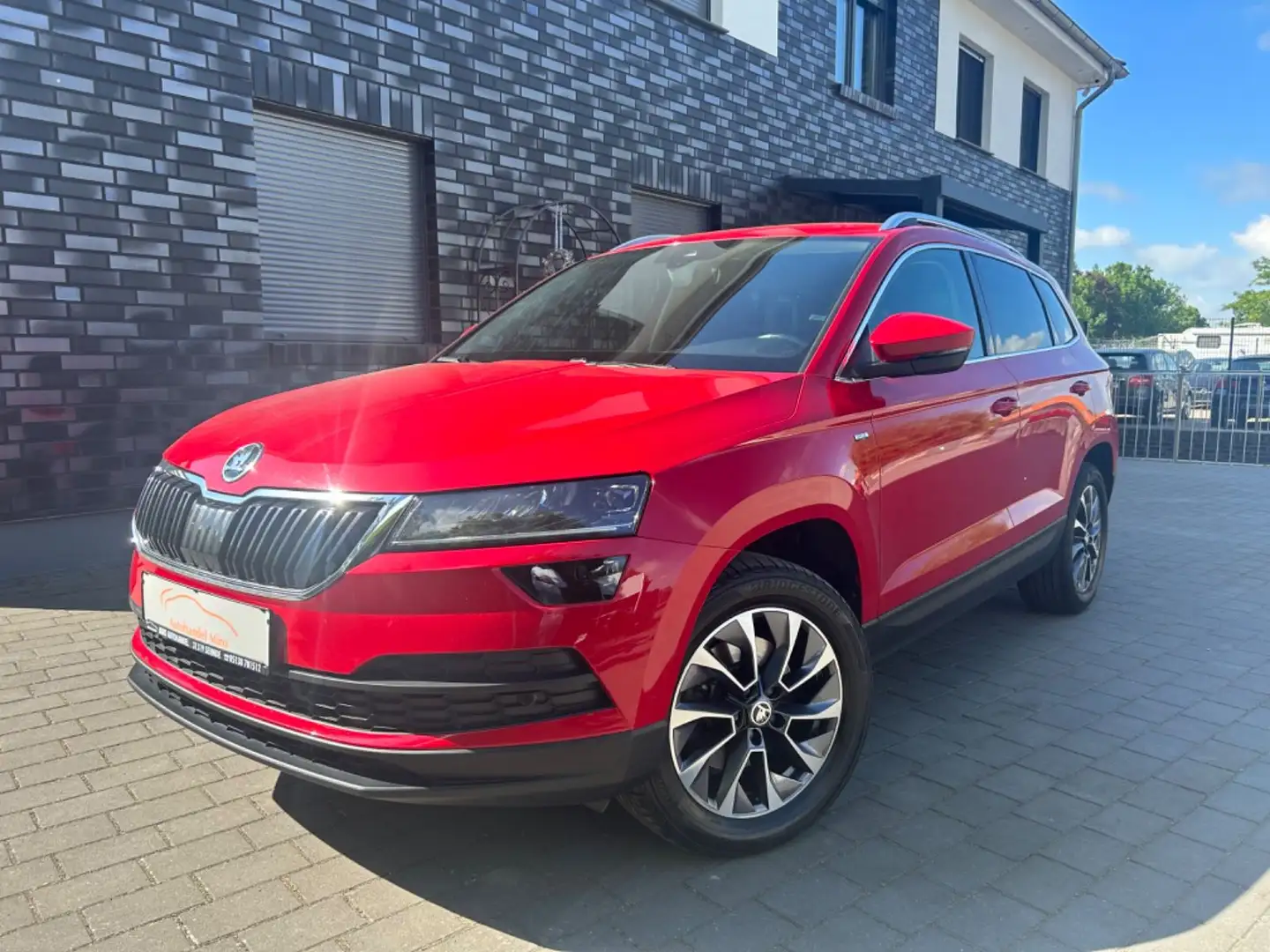 Skoda Karoq Drive 125 4x4 Rot - 1