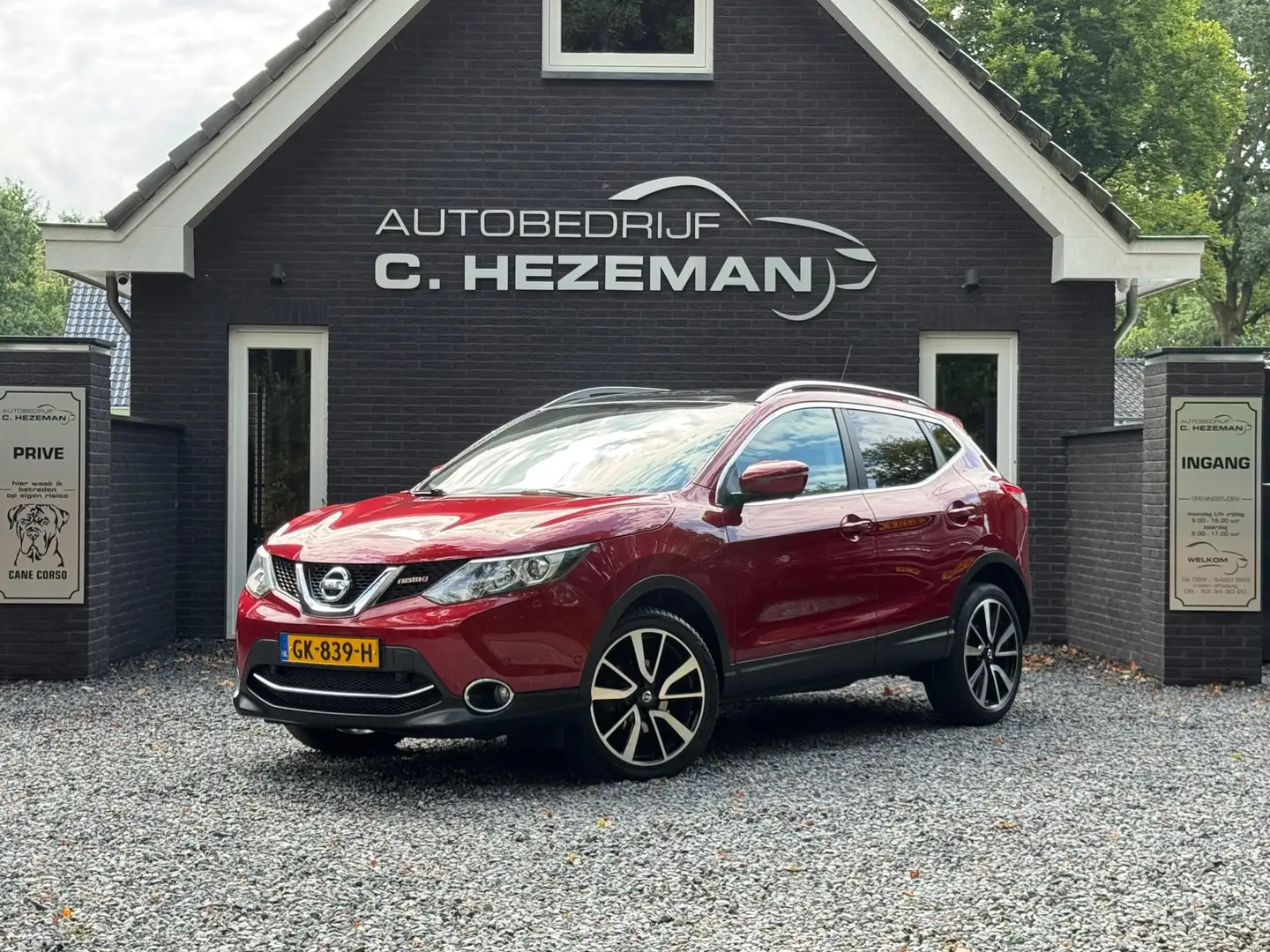 Nissan Qashqai 1.2 Tekna BOMVOL OPTIES 360 Camera PANO NAVI CRUIS Rouge - 2