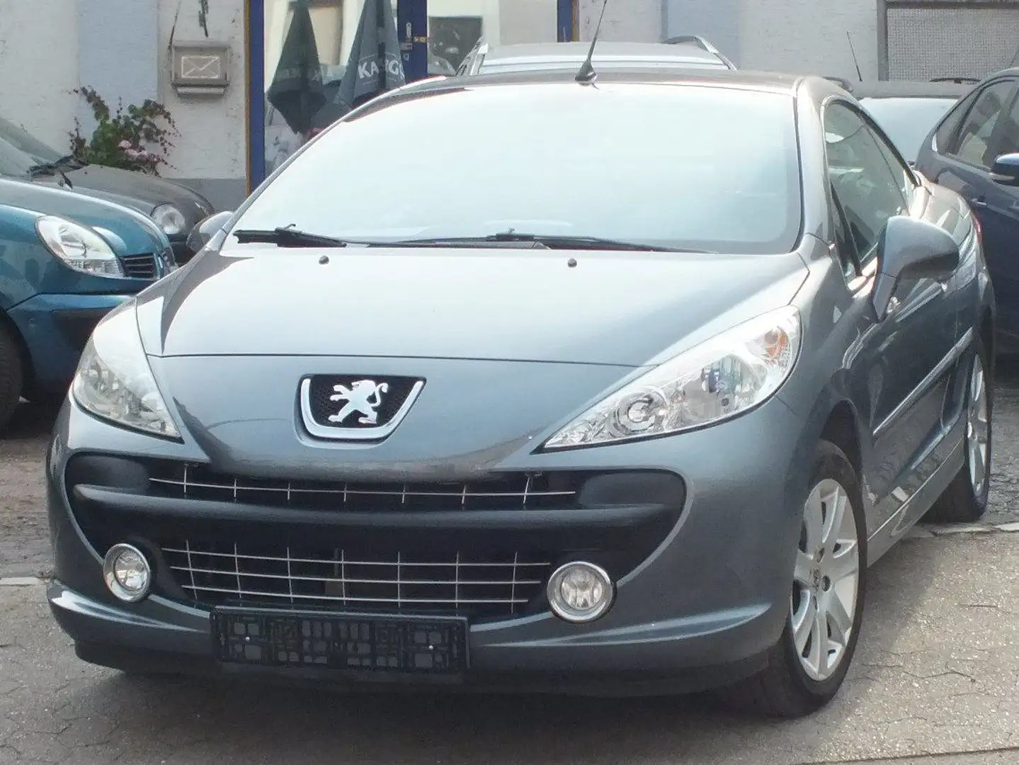 Peugeot 207 CC 1 HD 88 tkm viele Extras Tüv 52026 Grijs - 1