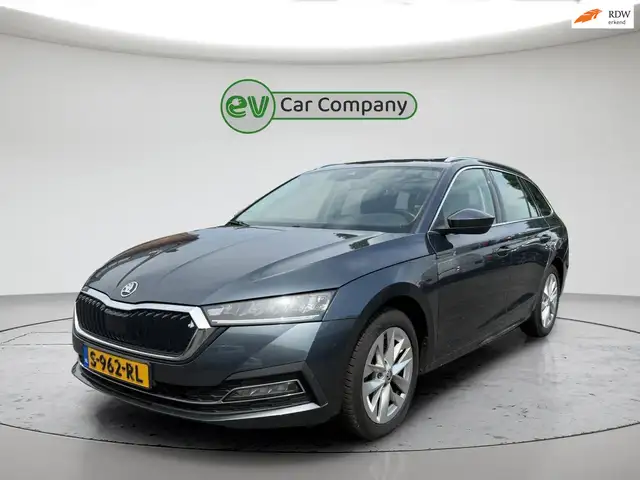 Skoda Octavia Combi 1.5 e-TSI Business Edition Plus | Automaat |