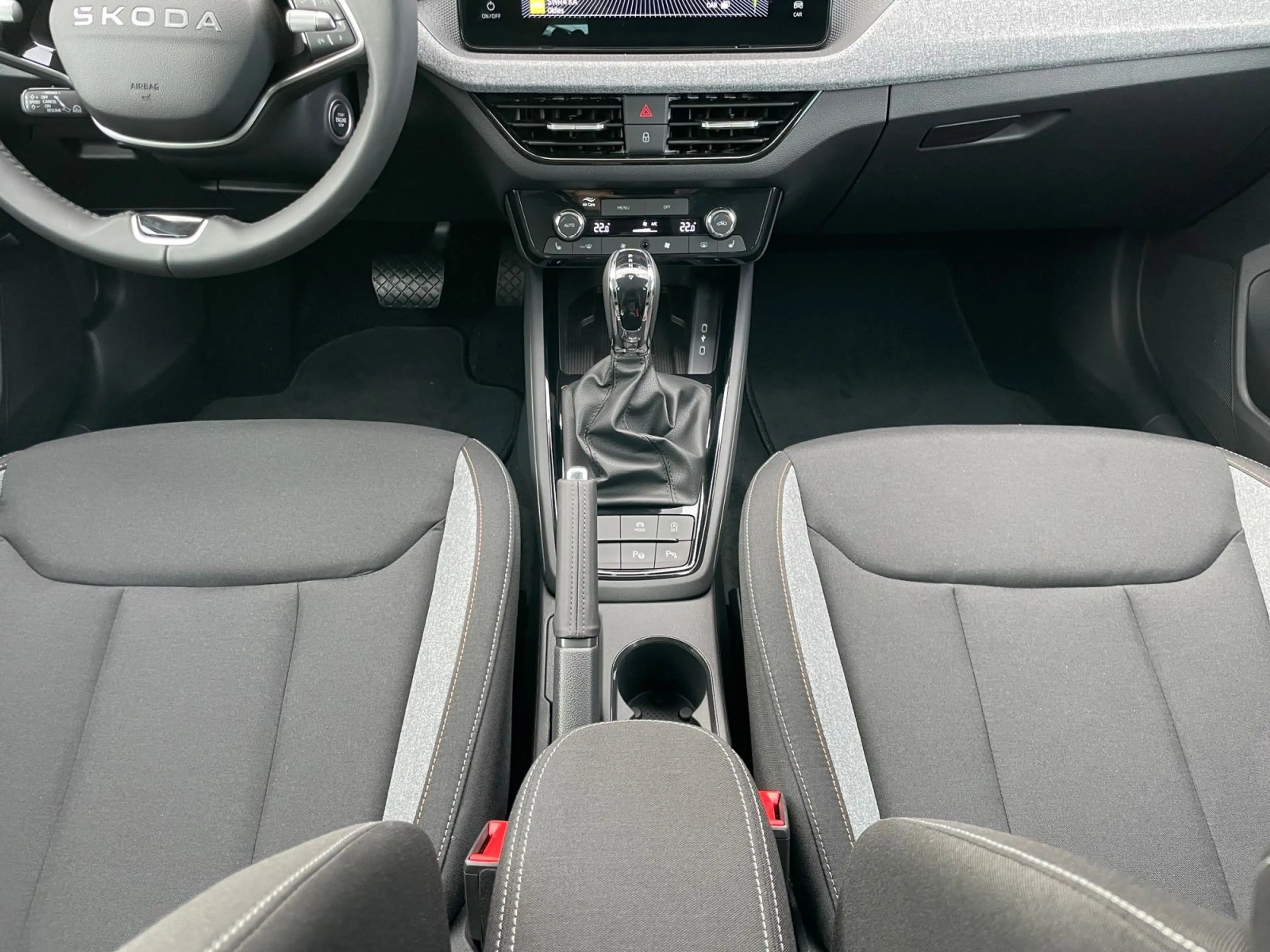Skoda Kamiq Balance 1.5 TSI*DSG*NAVI*AHK*ACC*LED*RFK* — photo 9