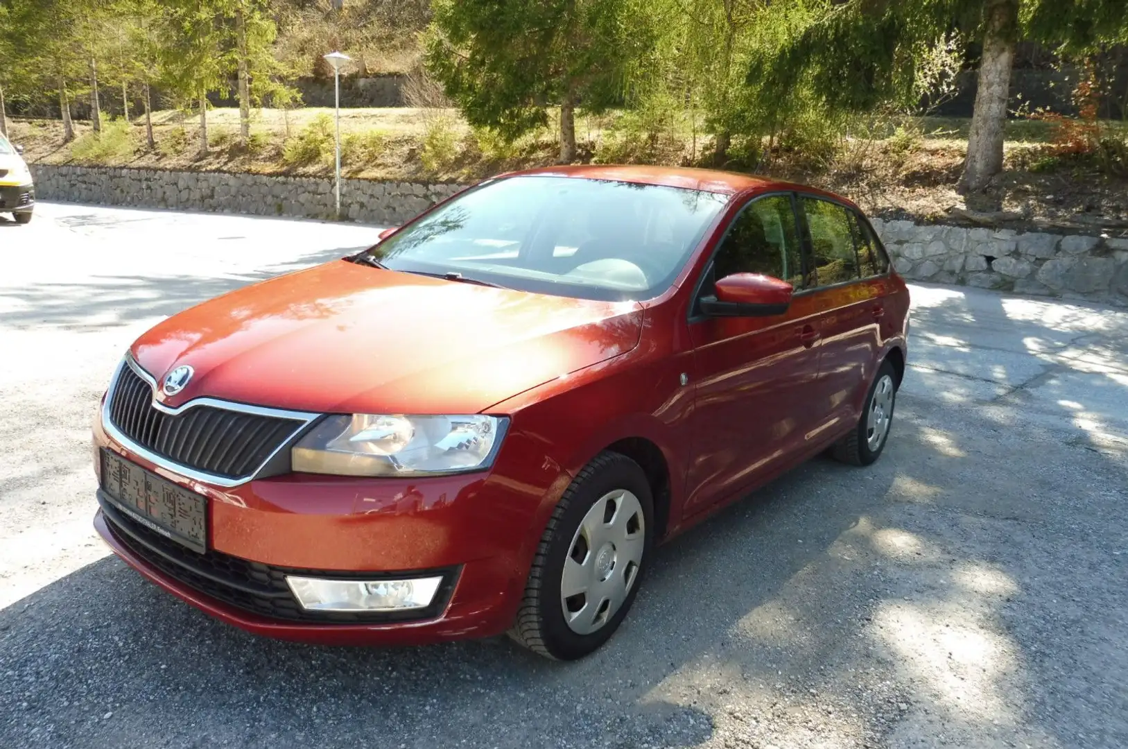 Skoda Rapid/Spaceback Spaceback Ambition Roşu - 1
