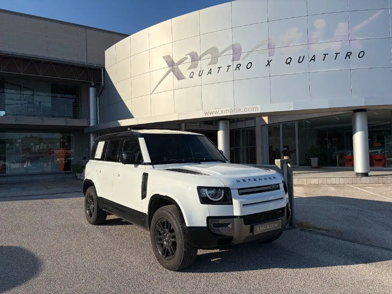 Land Rover Defender