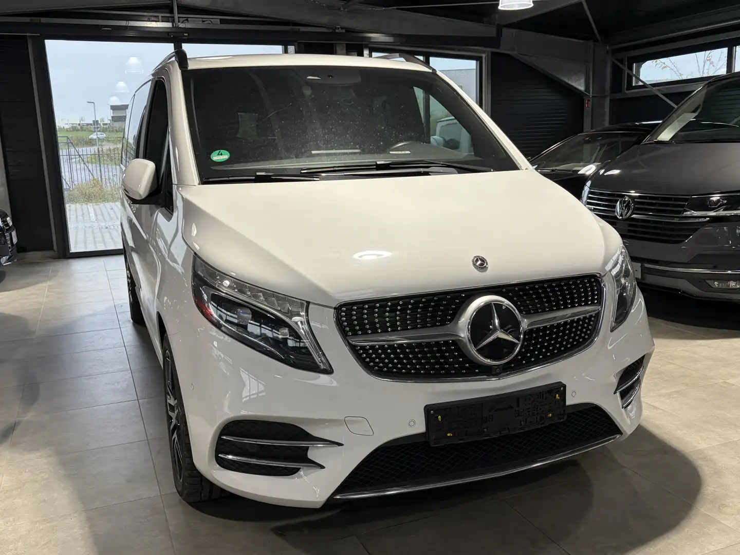 Mercedes-Benz V 300 d 4Matic lang - AMG LINE PANO 360° Blanco - 2