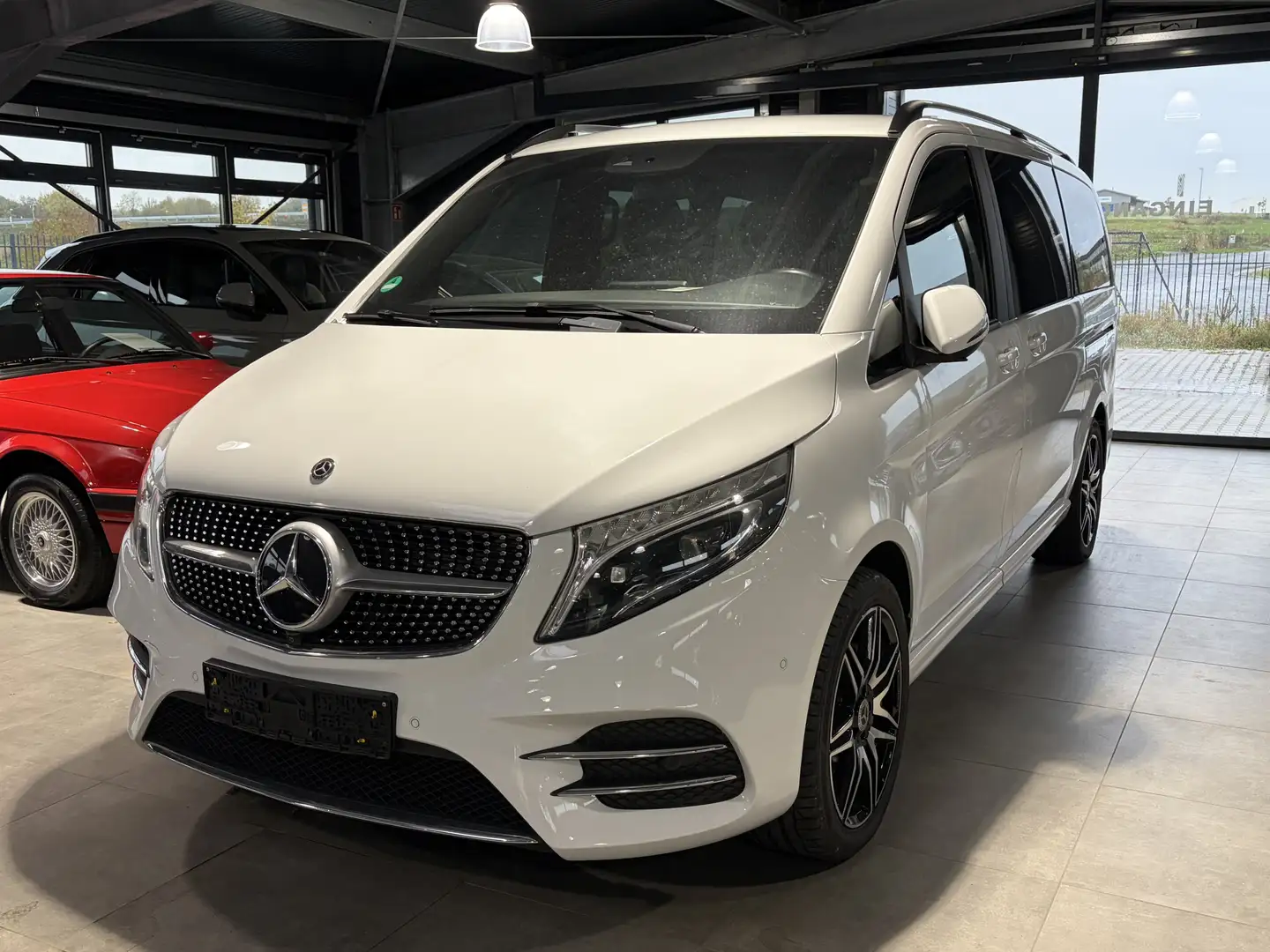 Mercedes-Benz V 300 d 4Matic lang - AMG LINE PANO 360° Blanco - 1