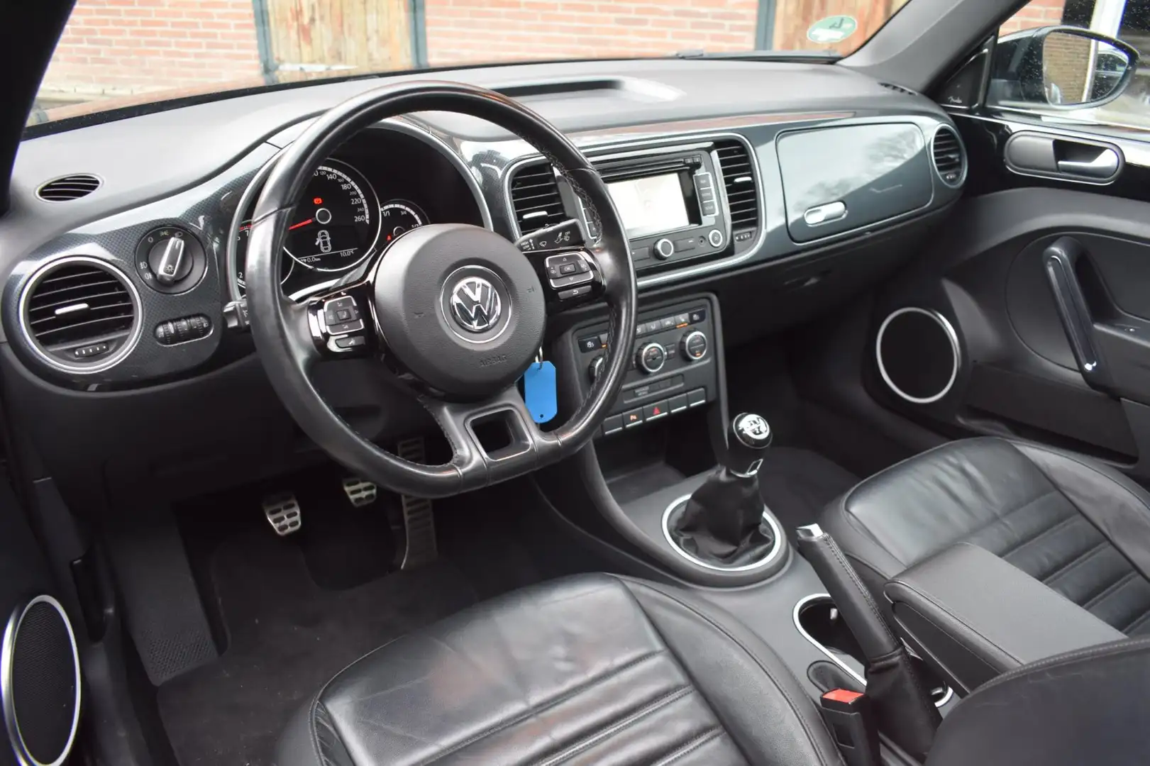 Volkswagen Beetle 1.4 TSI Sport '14 Pano Leder Clima Cruise LED Noir - 2