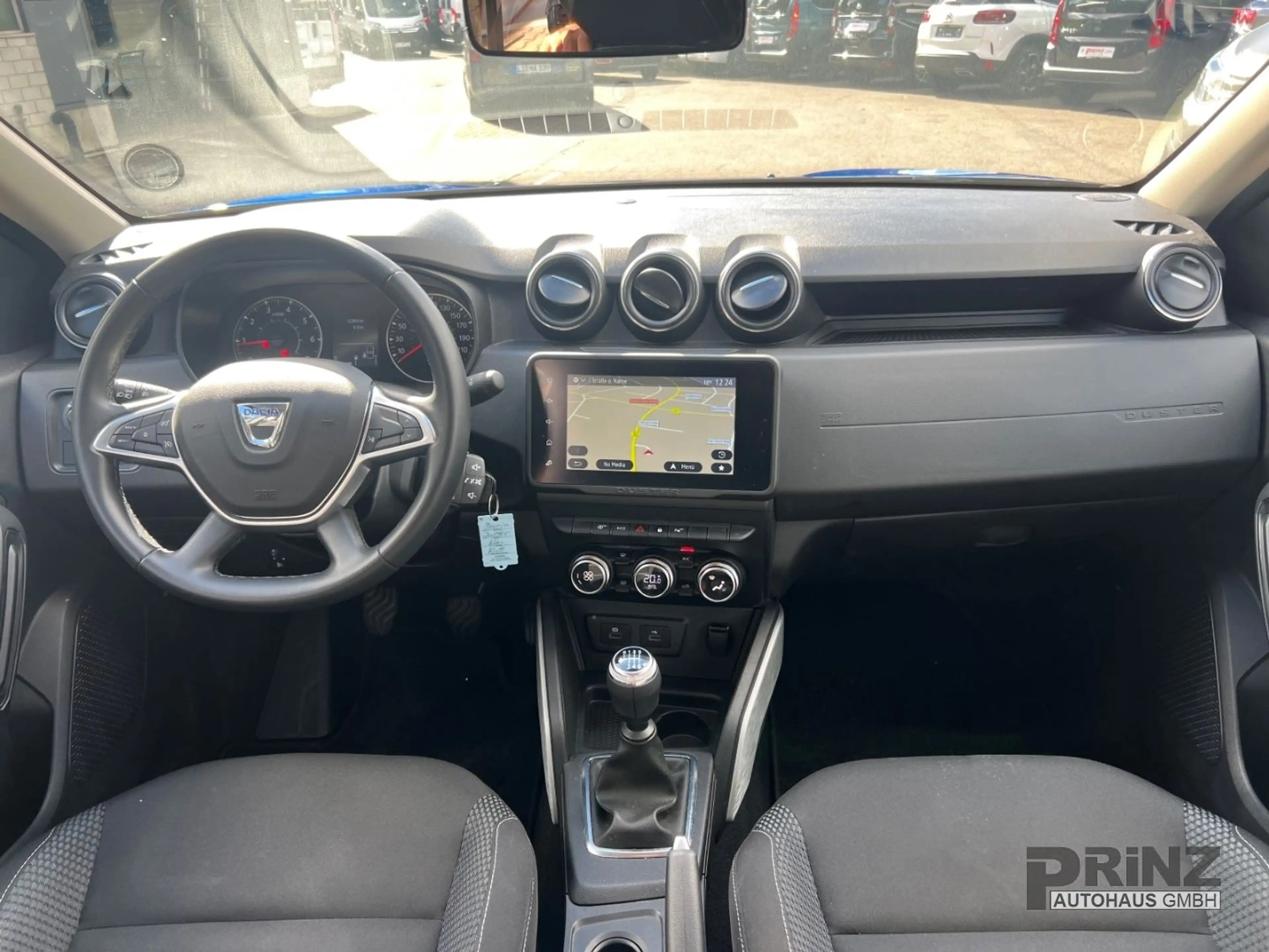 Dacia Duster II Prestige 131 PS *AHK *Sitzheizung*Navi — photo 11