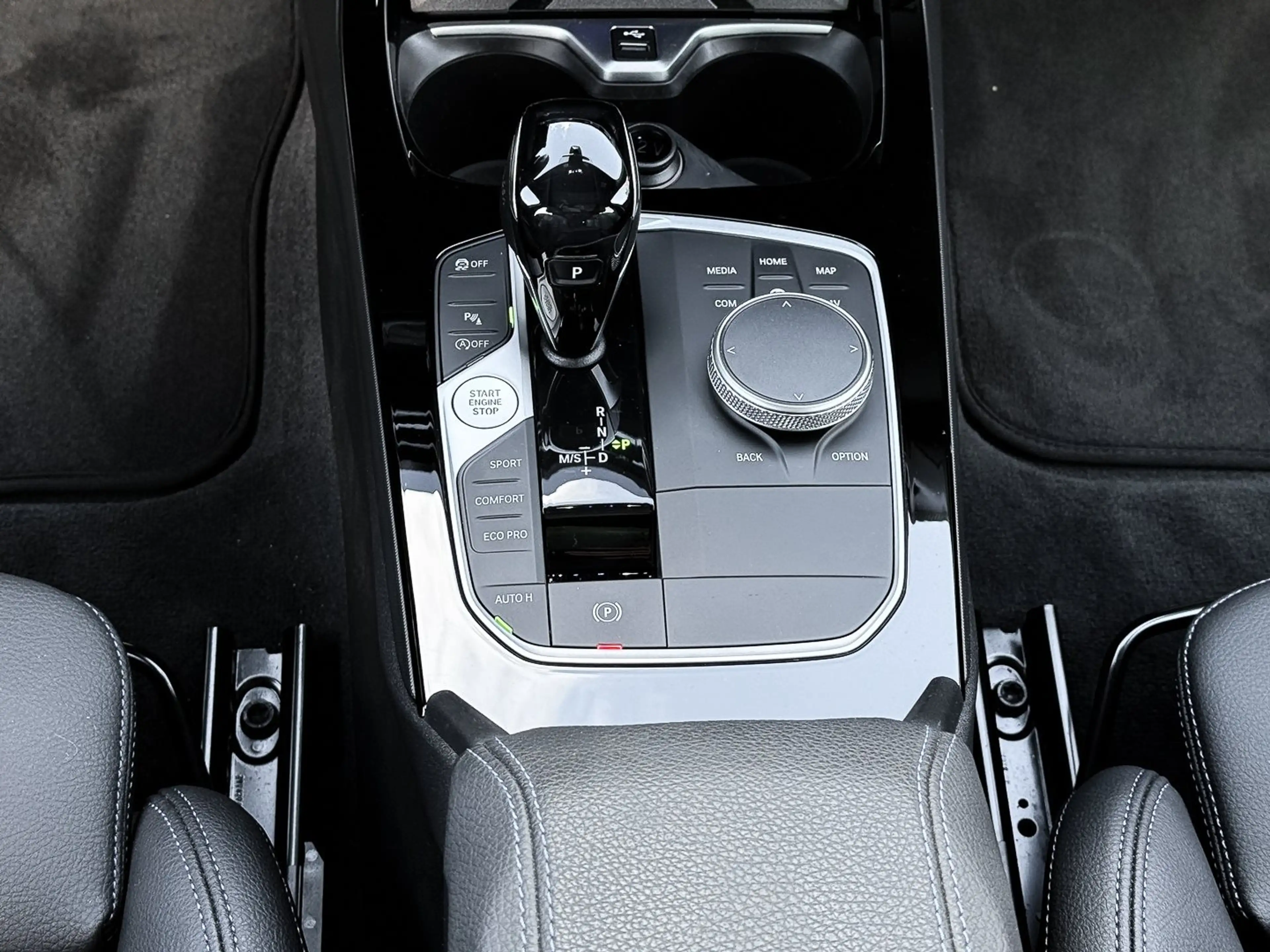 BMW 120 i HUD+PANO+RFK+NAVI+LED+PDC+V+H — photo 14