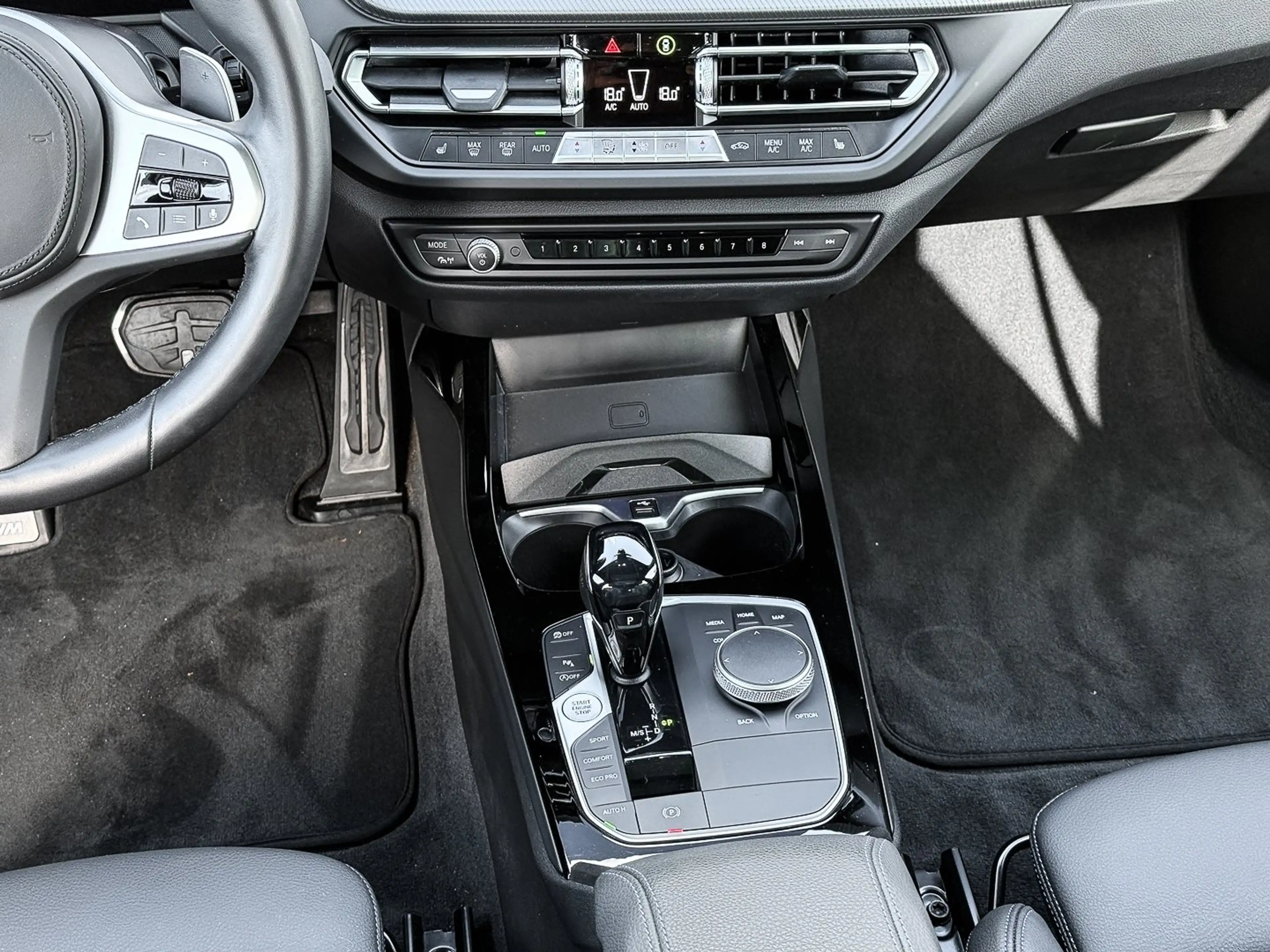 BMW 120 i HUD+PANO+RFK+NAVI+LED+PDC+V+H — photo 13