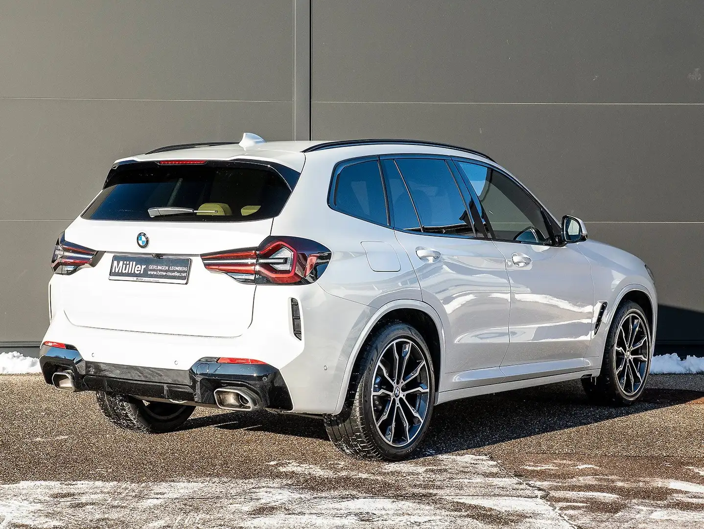 BMW X3 xDrive30d M Sportpaket AHK Standheiz HUD ACC DAB Weiß - 2