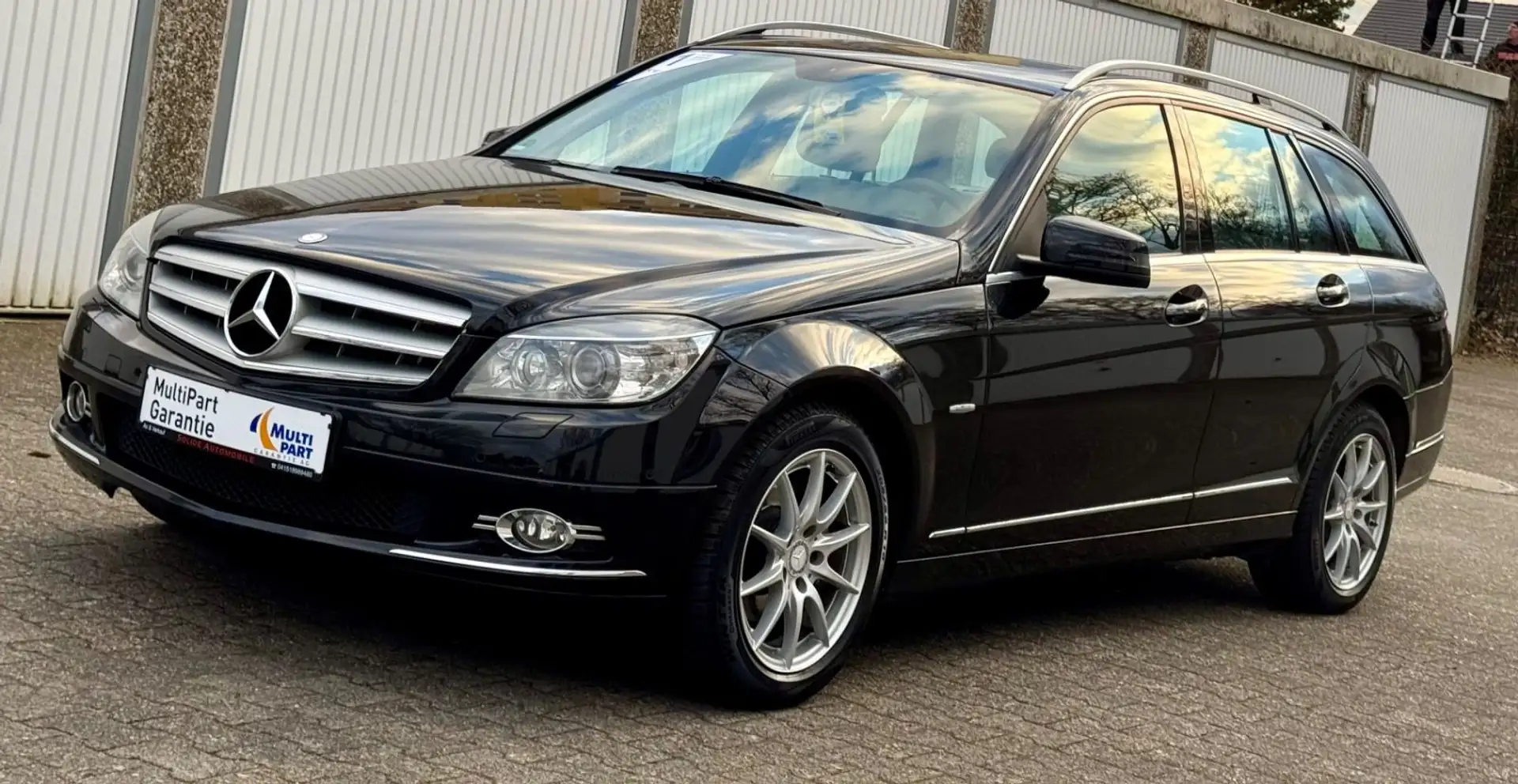 Mercedes-Benz C 200 Mercedes-Benz C-Klasse C 200 CDI T Avantgarde Schwarz - 2