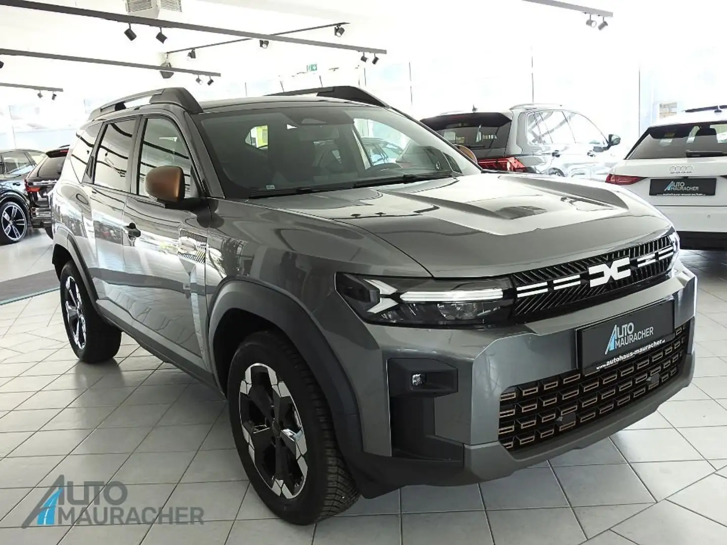 Dacia Bigster TCe 130 Extreme 4x4*VOLLAUSSTATTUNG* Grau - 2