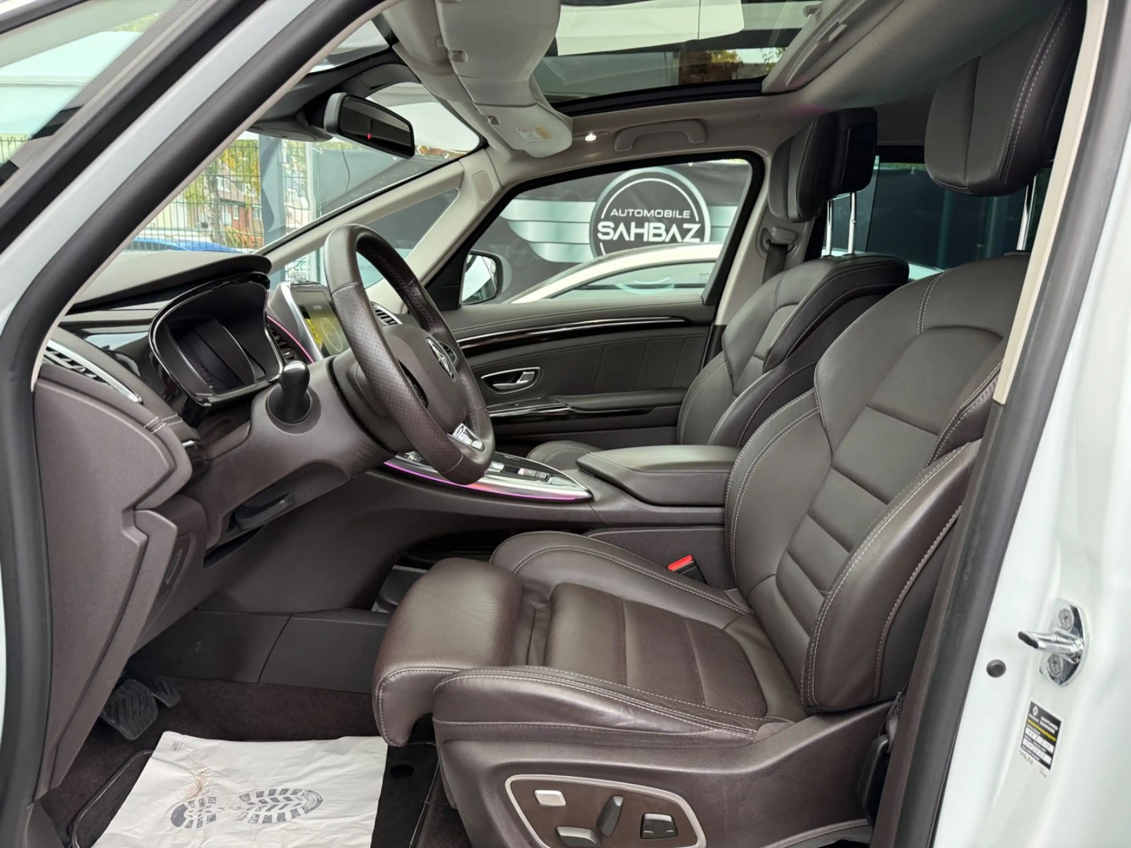 Renault Espace V Initiale Paris 7-SITZER*PANO*360°*SPUR — photo 9