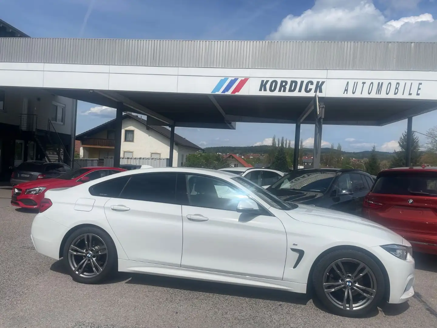 BMW 420 420dA GRAN COUPÉ F36 ///M-SPORTPAKET/NAVI/LED Blanc - 2