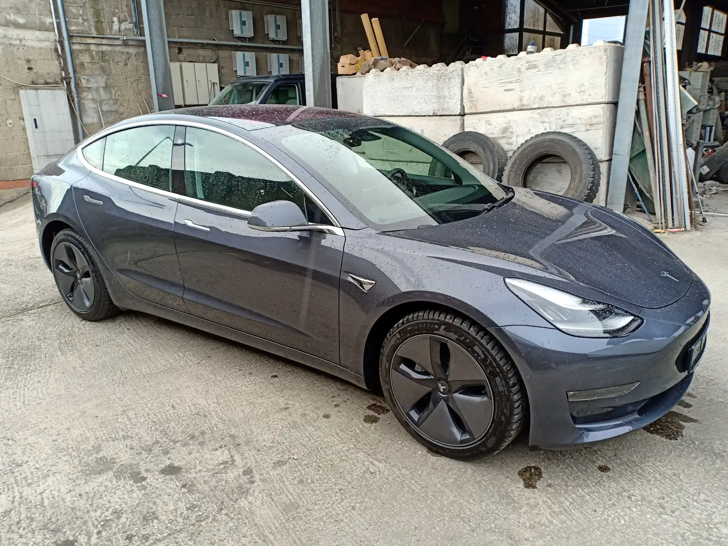 Tesla Model 3 Model 3 Allradantrieb Dual Motor Grau - 2