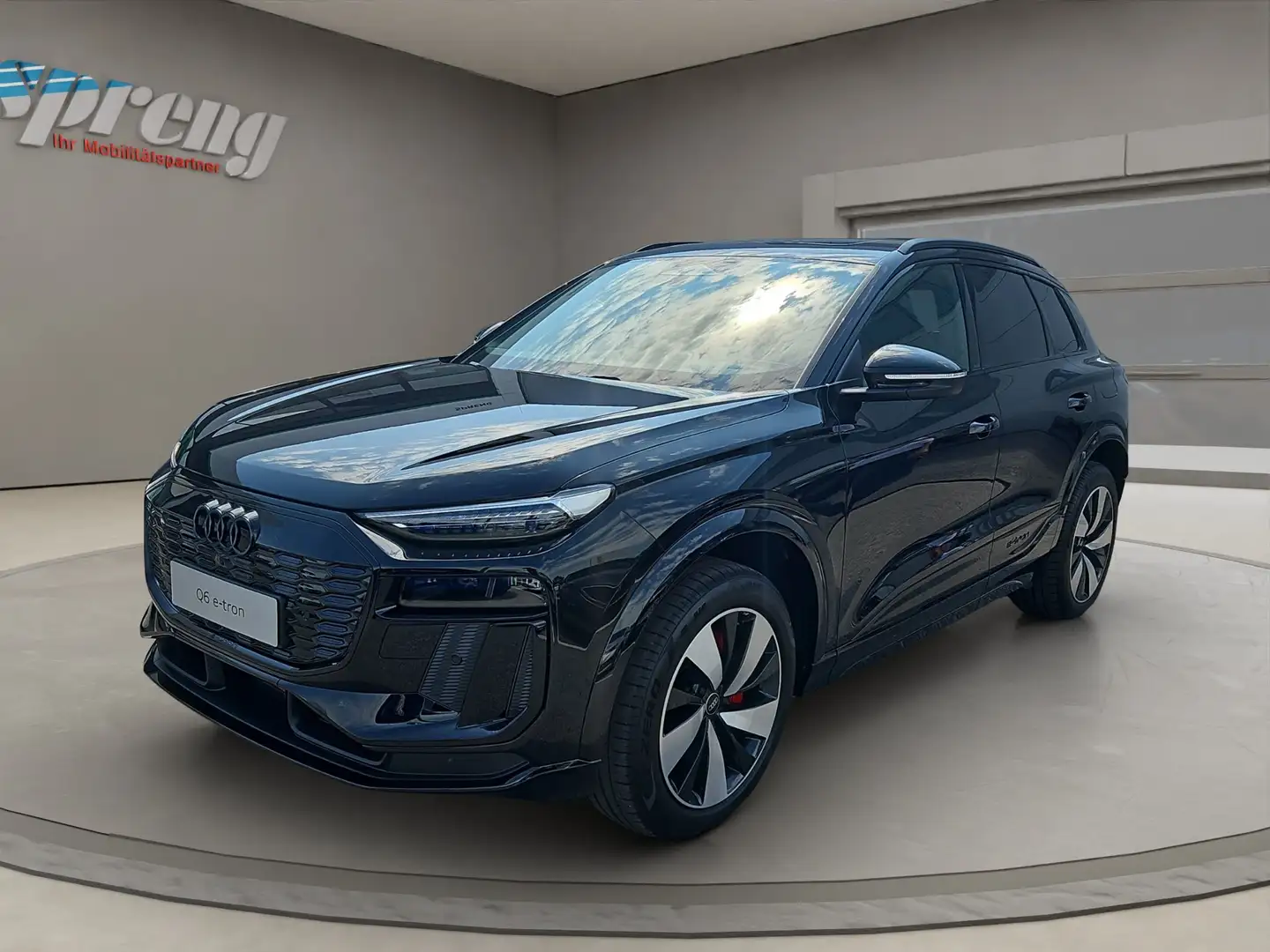Audi Q6 e-tron QUATTRO - 387PS - nur € 79.999,-* Schwarz - 1