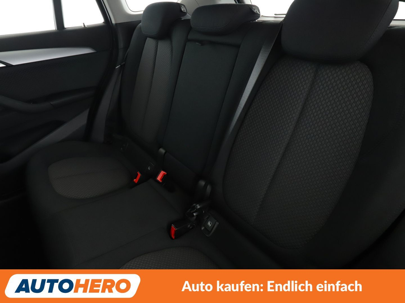 BMW X1 sDrive 18i Advantage*NAVI*TEMPO*SHZ* — photo 14