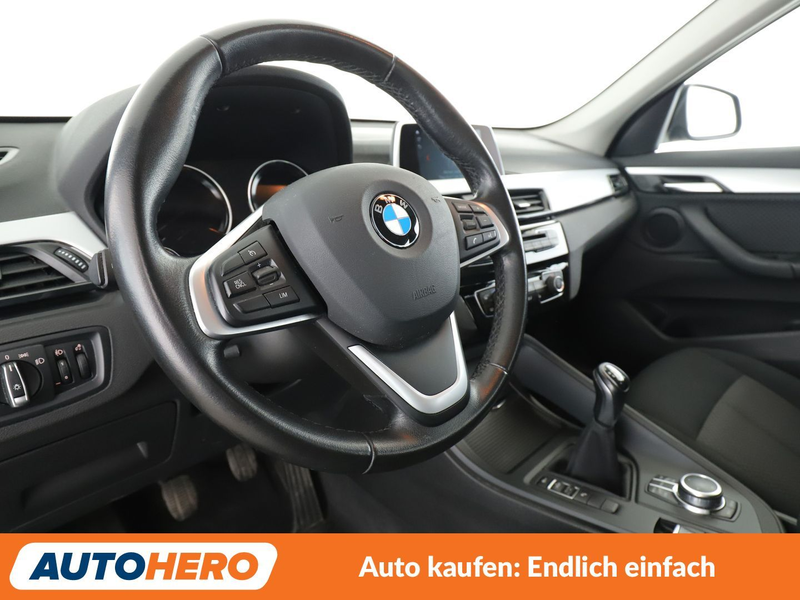 BMW X1 sDrive 18i Advantage*NAVI*TEMPO*SHZ* — photo 11