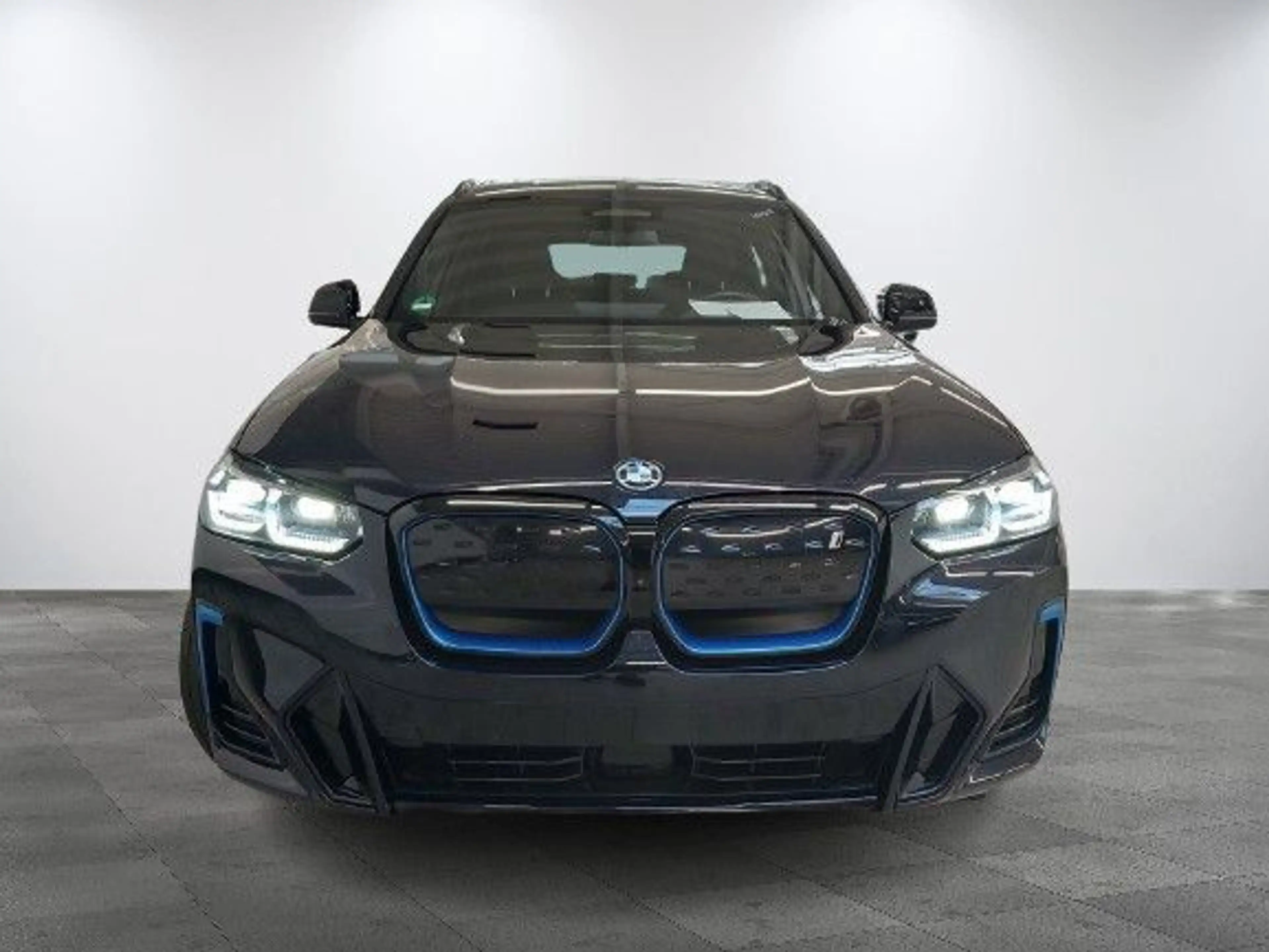 BMW iX3 Impressive