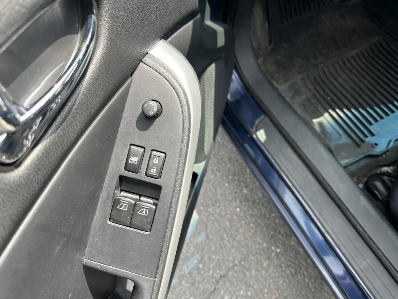 Nissan Altima снимка Nissan Altima