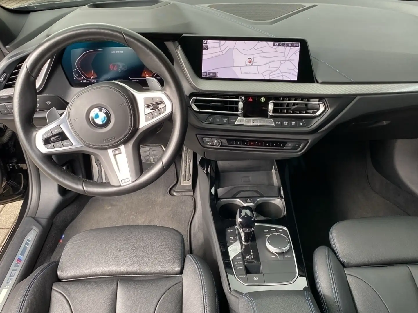 BMW 135 Mi xDr. SAG HUD/LED+/HiFi/S-Bremse/CAM/M-Gurt HUD/ Schwarz - 2