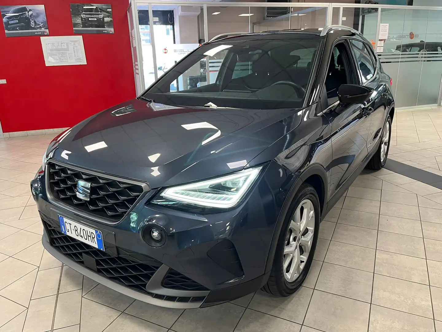SEAT Arona Arona FR 95cv risparmio 10000€ Grigio - 1