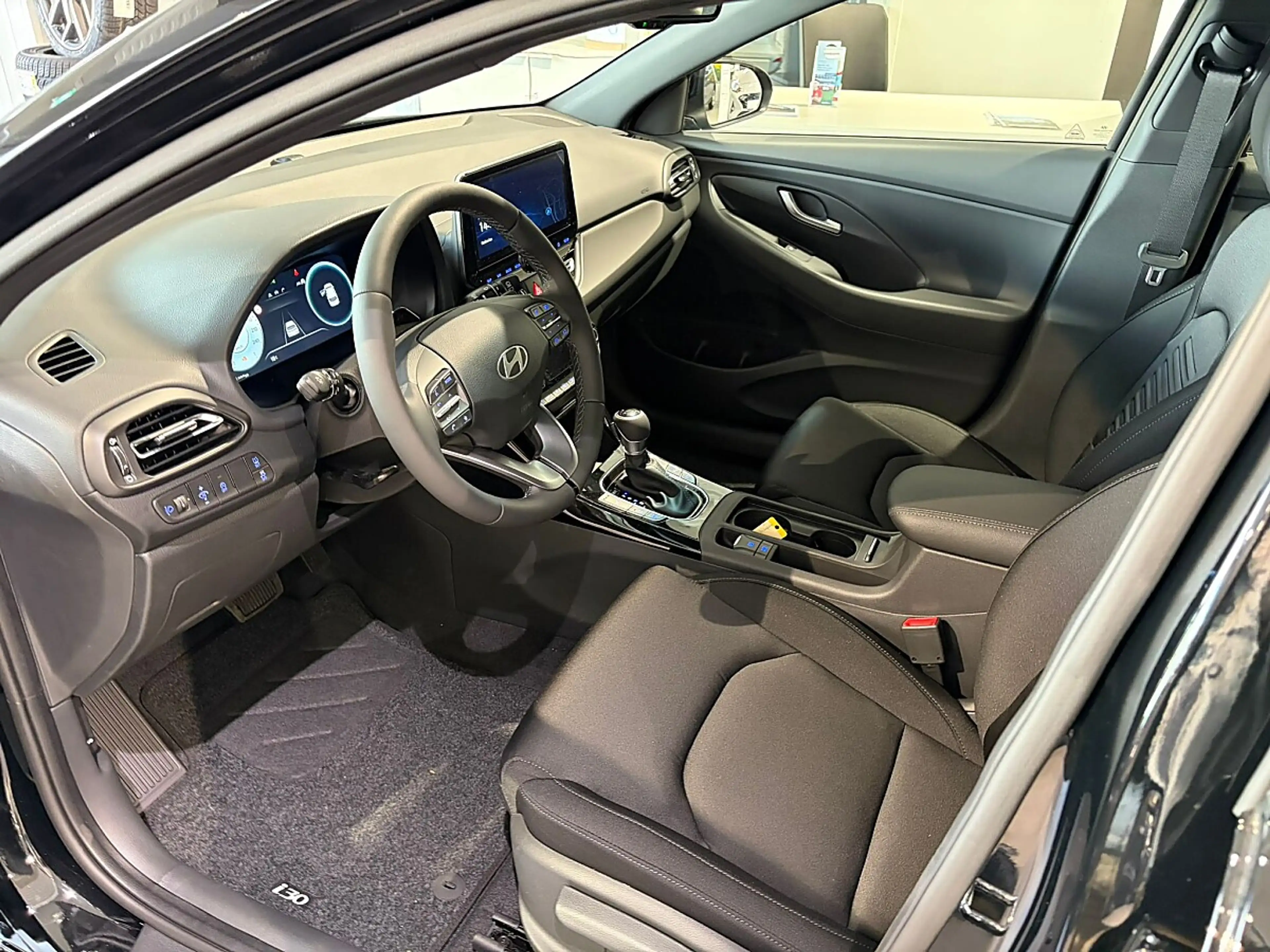 Hyundai i30 1,6 TGDI Comfort Line DCT — photo 11