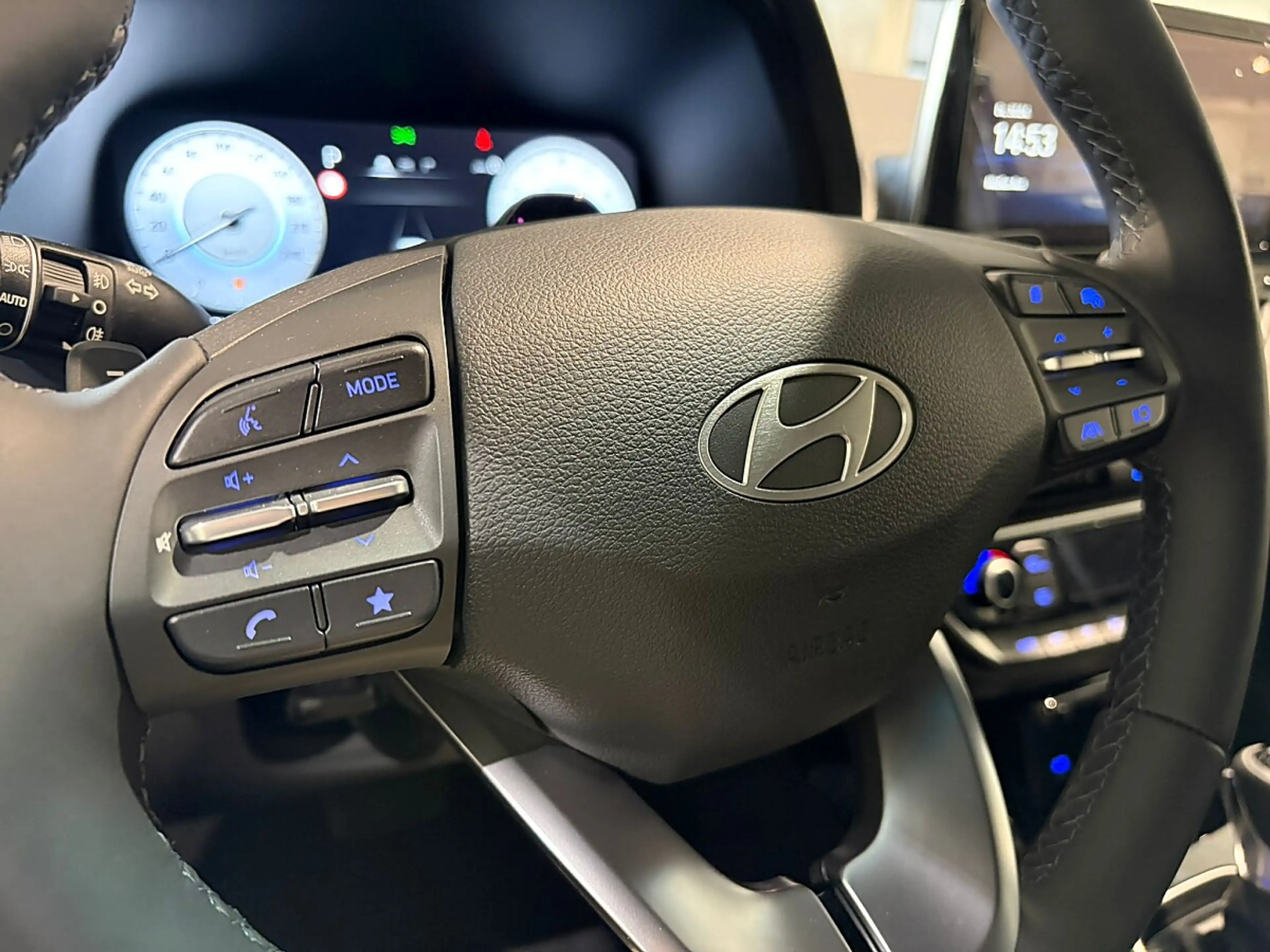 Hyundai i30 1,6 TGDI Comfort Line DCT — photo 14