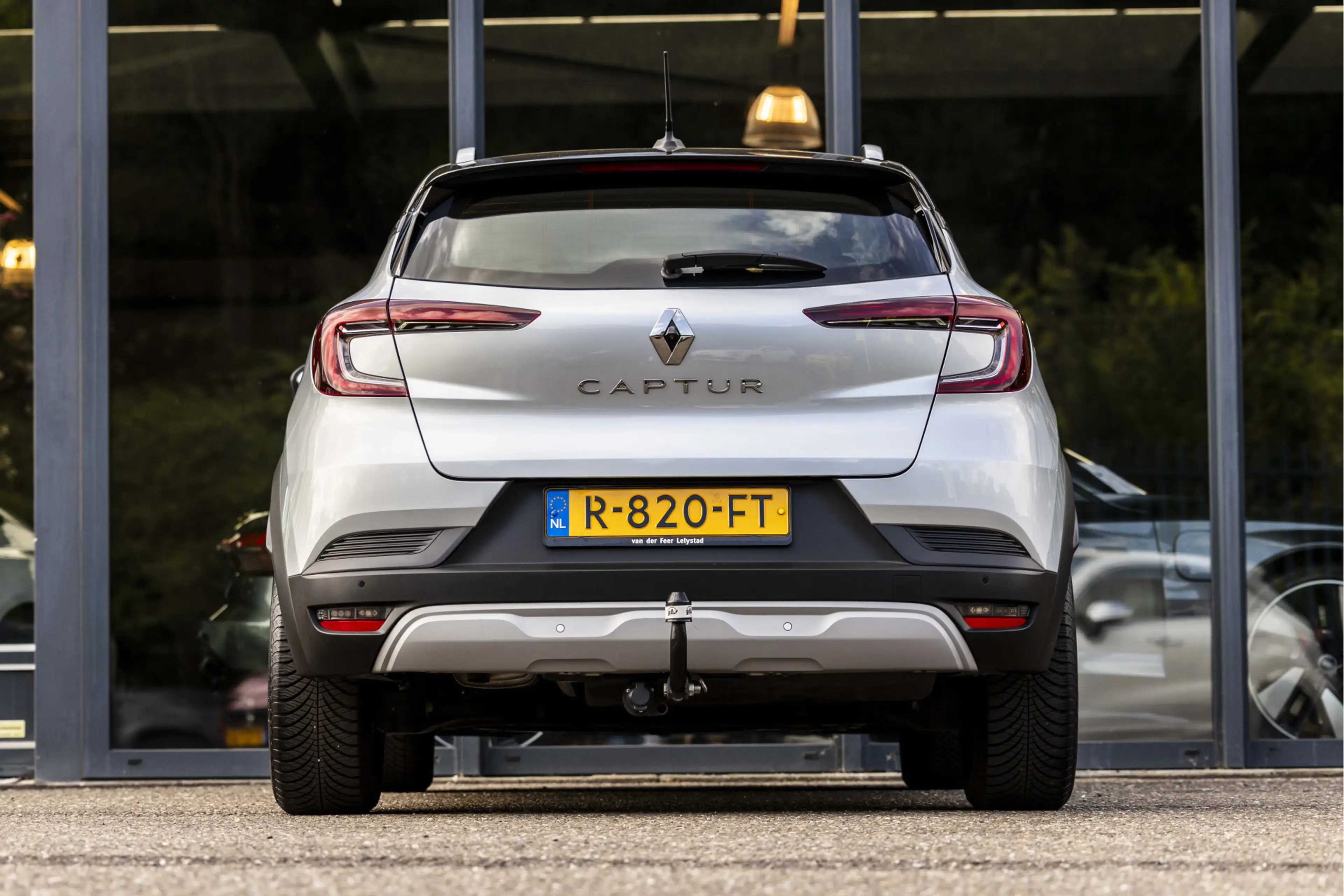 Renault Captur 1.0 TCe 90 Zen — photo 6