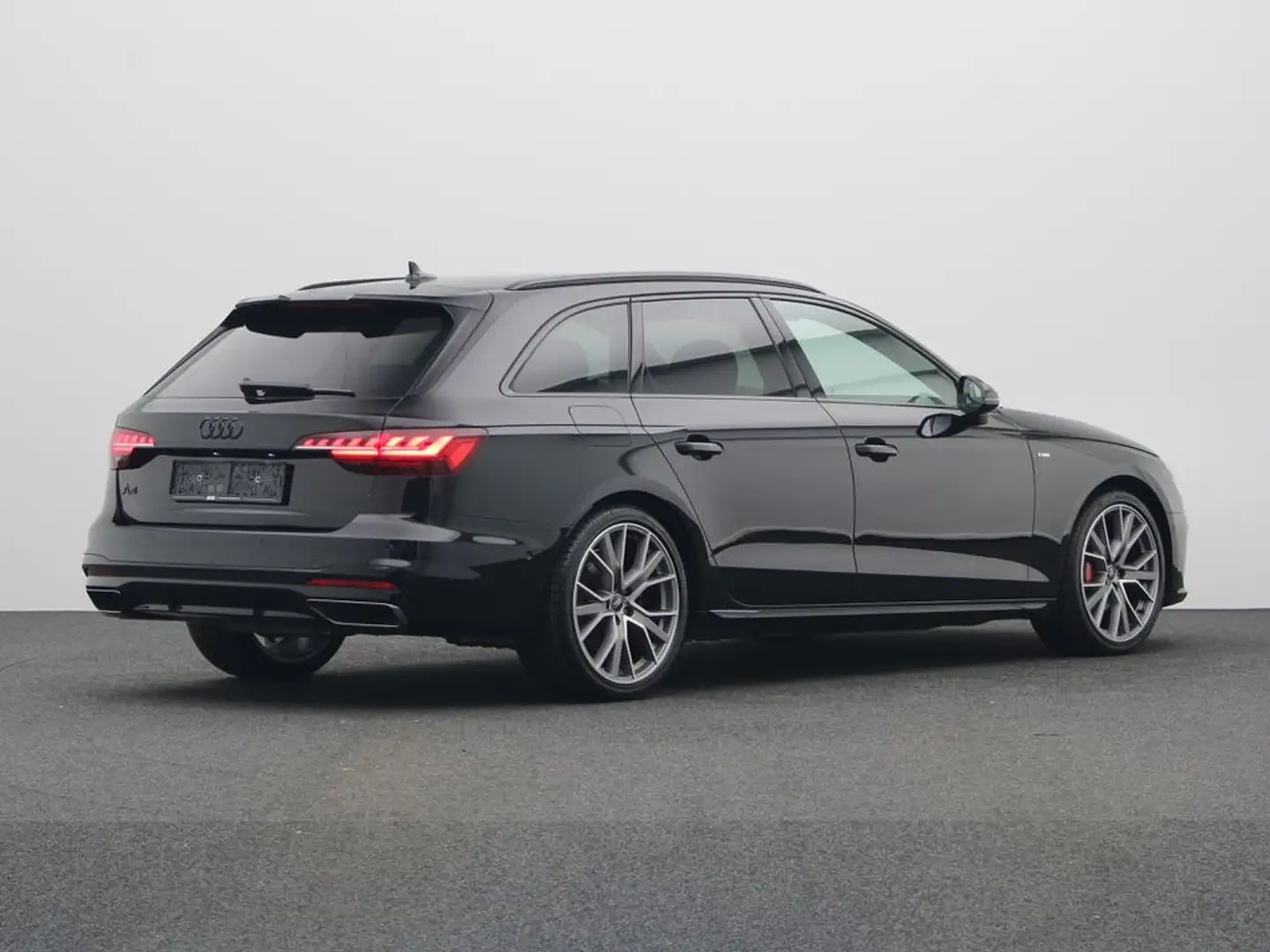 Audi A4 Avant S-LINE 40 TFSI 204 PK S-TRONIC Schwarz - 2