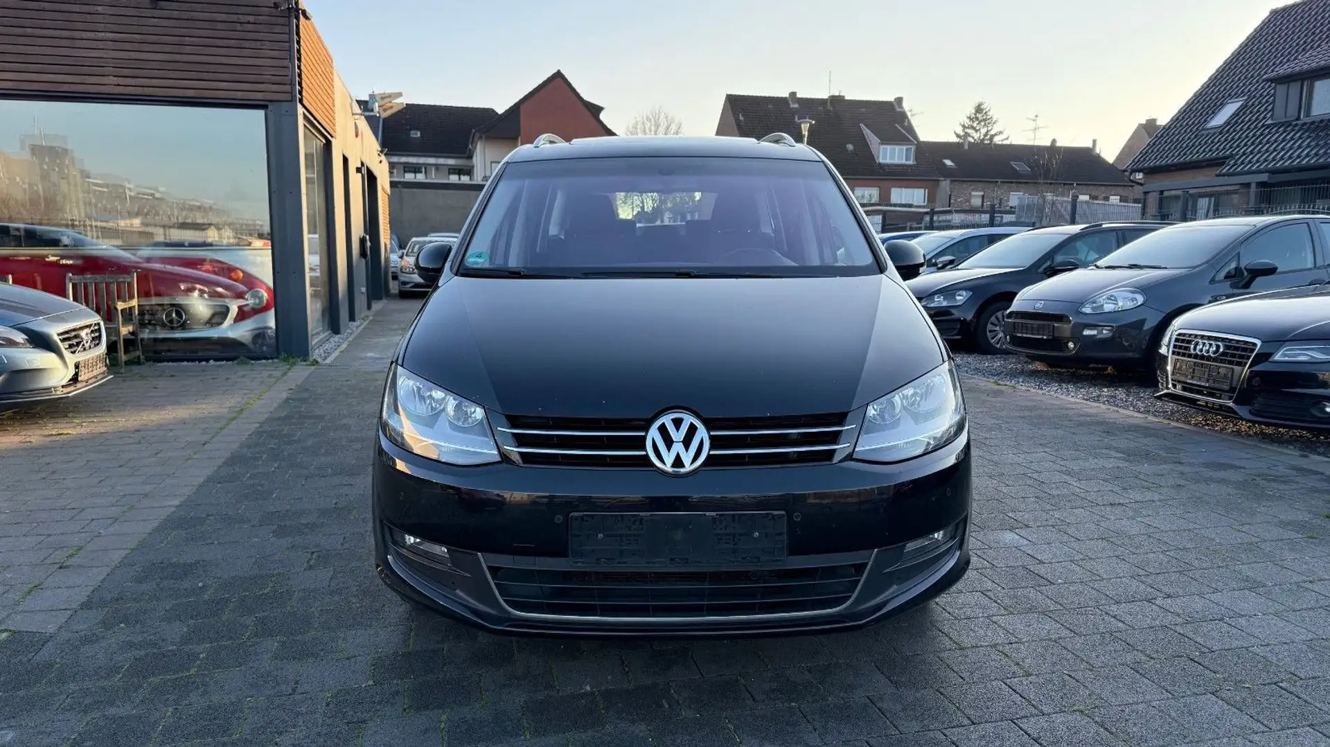Volkswagen Sharan 2.0 TDI BMT | 7-Sitzer | Panorama Schwarz - 2
