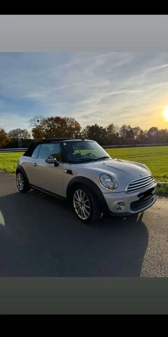 MINI One Cabrio 1,6 Weiß - 1