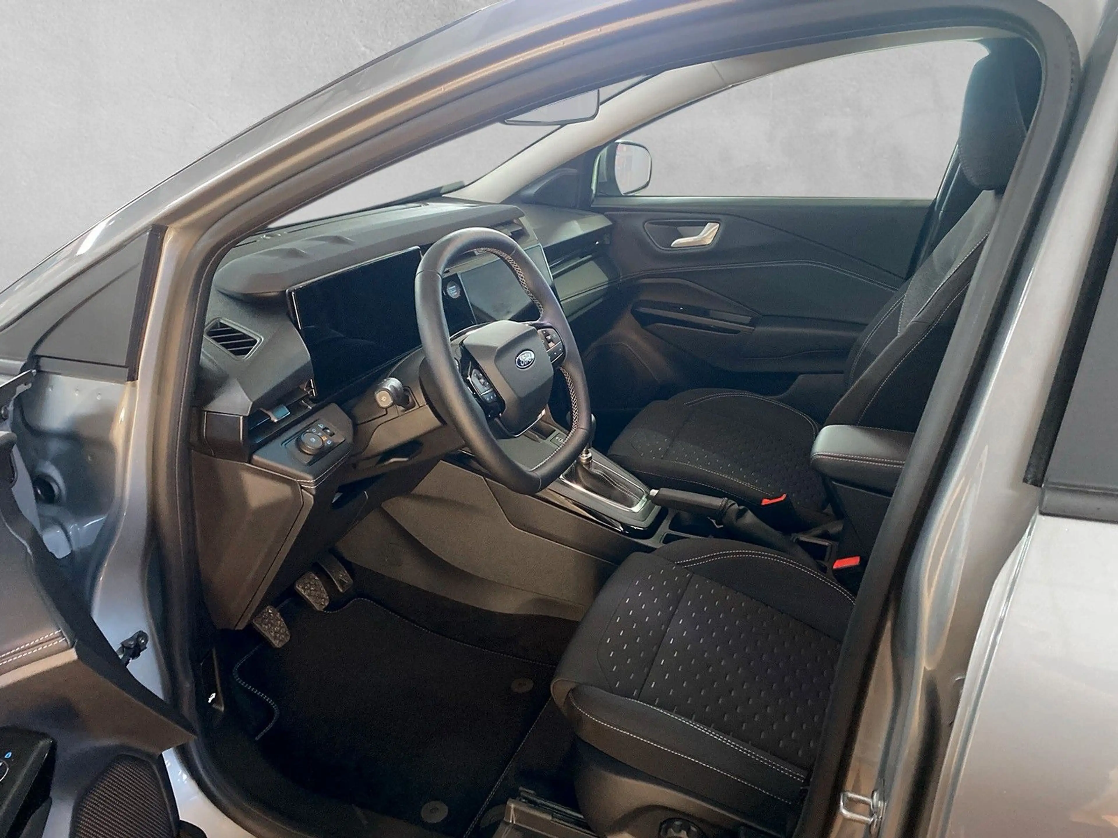 Ford Puma Titanium — photo 9