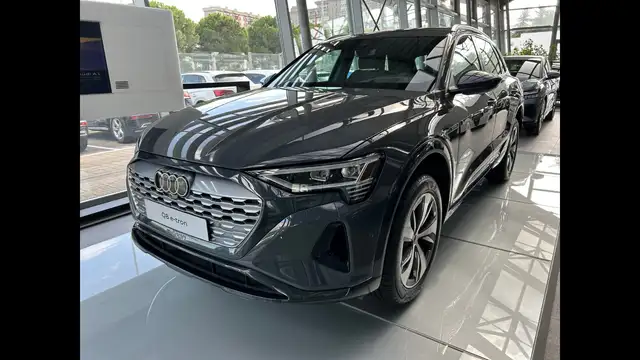 Audi Q8 e-tron 50 quattro