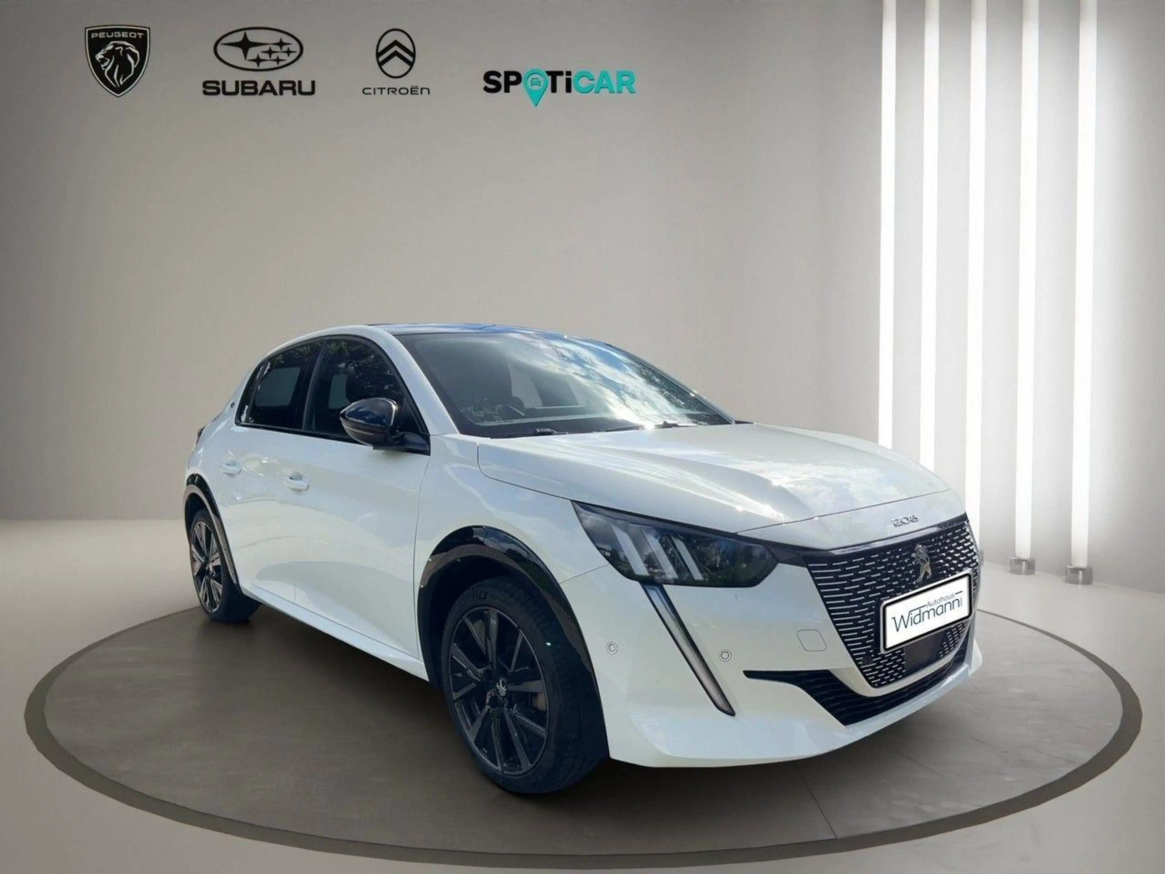 Peugeot e-208 e- GT — photo 8