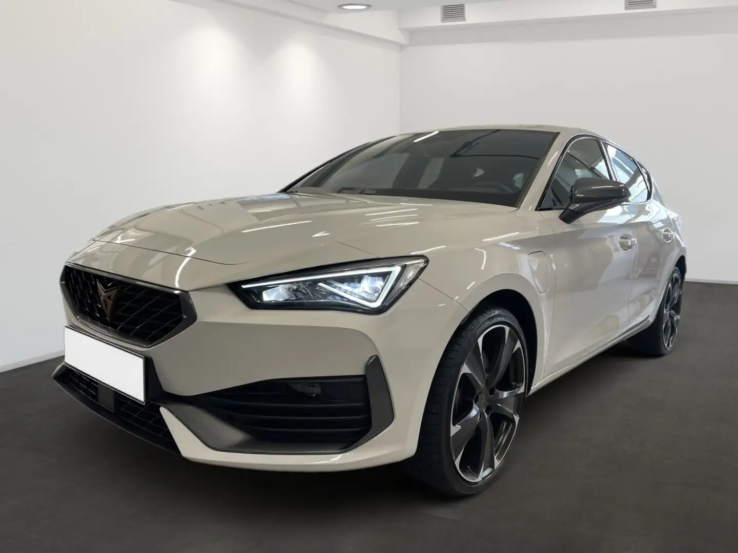 CUPRA Leon Leon 1.4 e-Hybrid (180 kW System) Weiß - 1