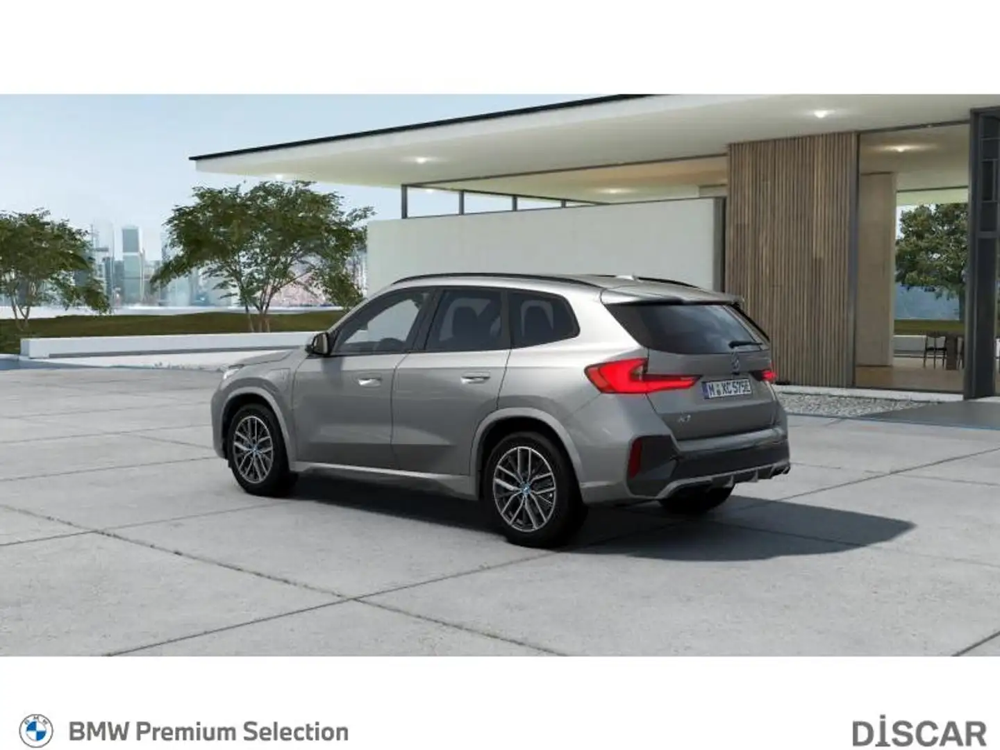 BMW X1 xDrive 30e - Pack M X1 xDrive 30e Grijs - 2