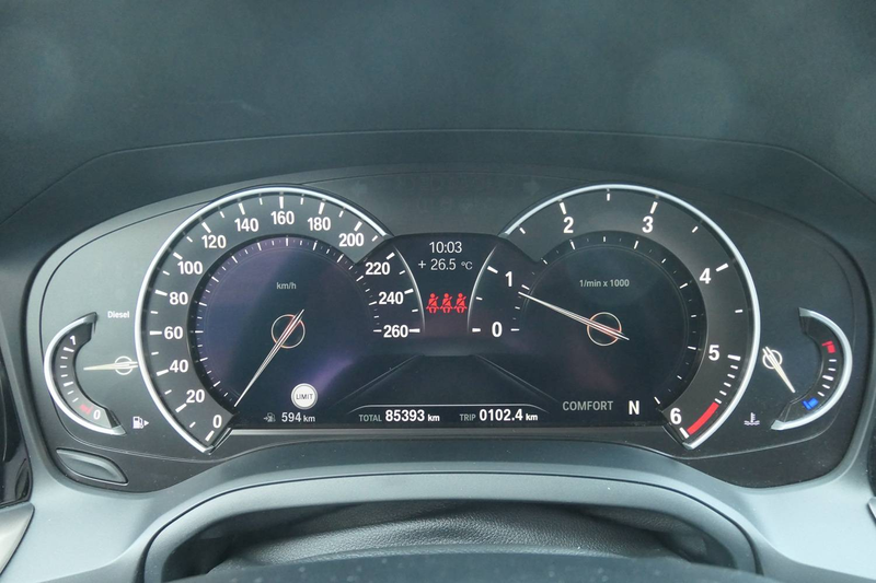 BMW 318 318d Touring Sport Line Headup LED Kamera Inspektion Neu Top Zustand! — photo 12