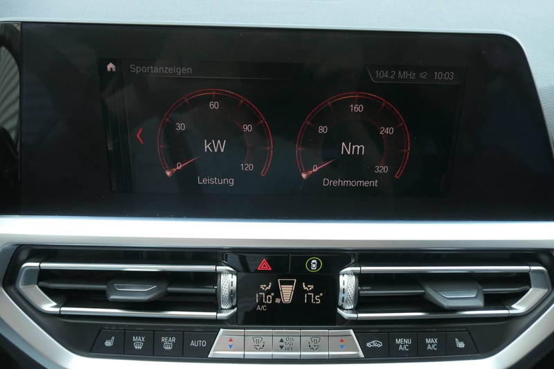 BMW 318 318d Touring Sport Line Headup LED Kamera Inspektion Neu Top Zustand! — photo 10