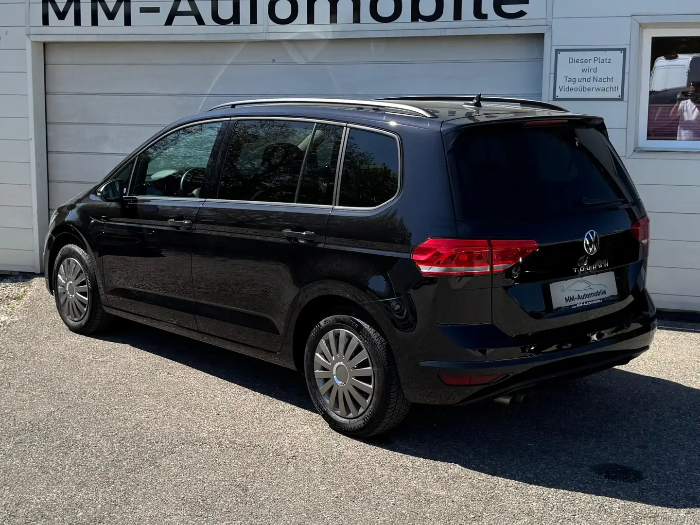 Volkswagen Touran Comfortline DSG BMT*7-SITZER*NAVI*SHZ*PDC*uvm Schwarz - 2