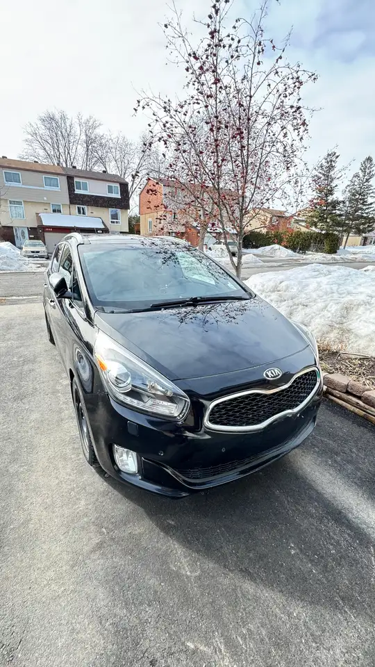 2014 Kia Rondo