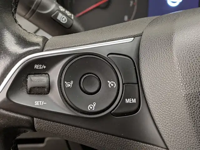 Opel Grandland X view 10