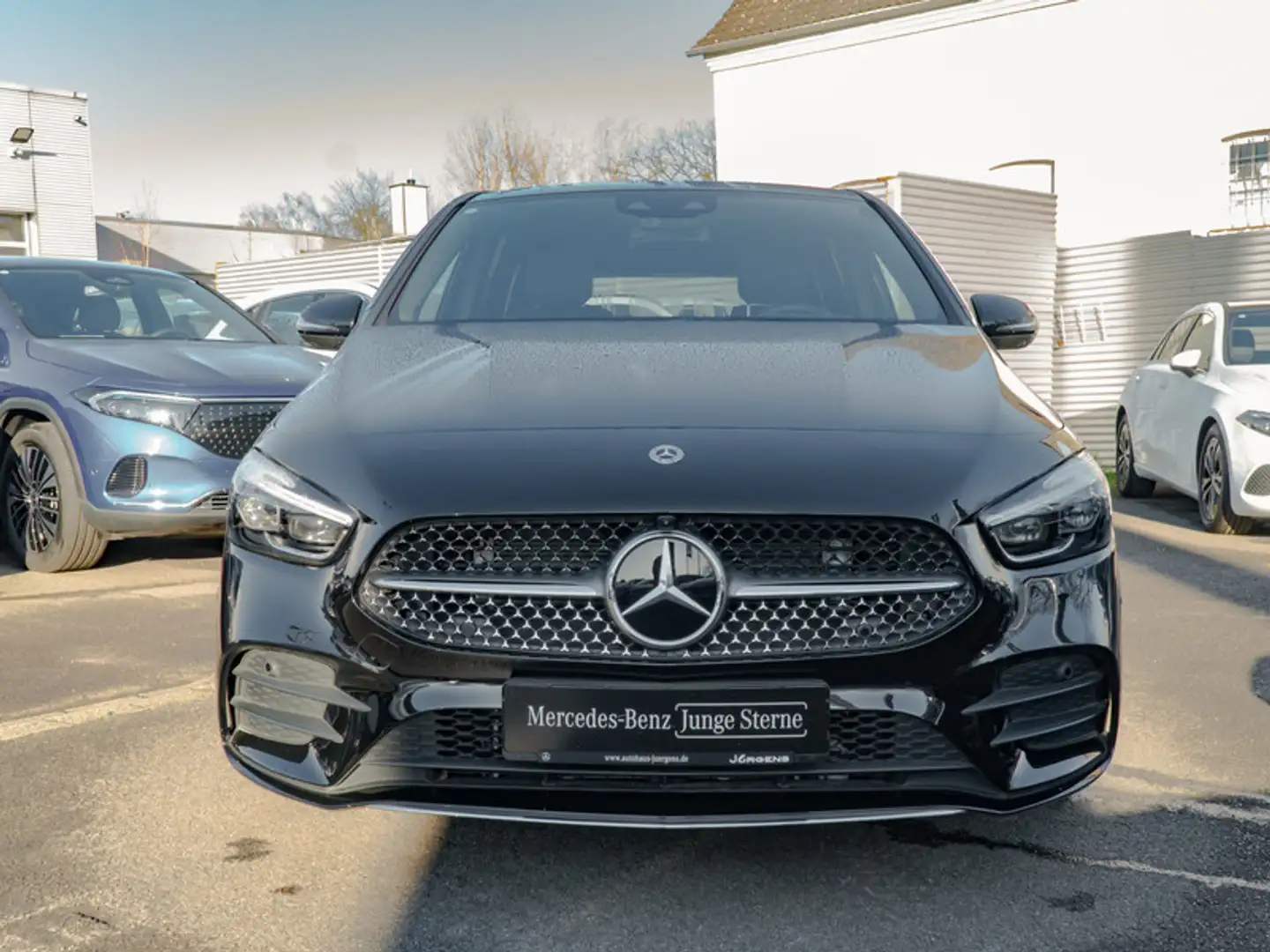 Mercedes-Benz B 200 AMG-Sport/MLB/360/Pano/HUD/Distr/Keyl/Ambi Schwarz - 2