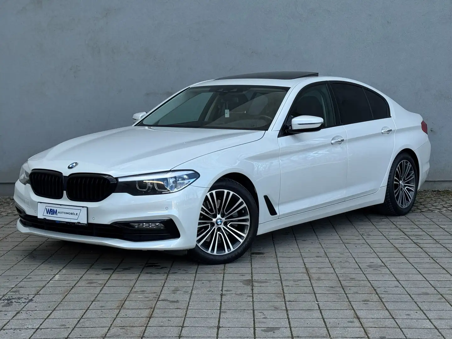 BMW 520 520d Sport-Line Aut. PANO-DACH/HARMAN&K/DIGITACHO Weiß - 2