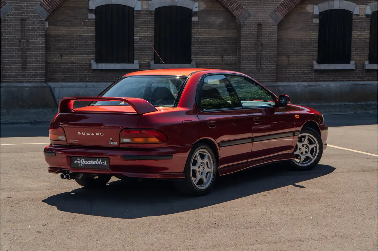Subaru Impreza 2.0 GT AWD Turbo origineel NL geleverd - 1e eigena, foto 2