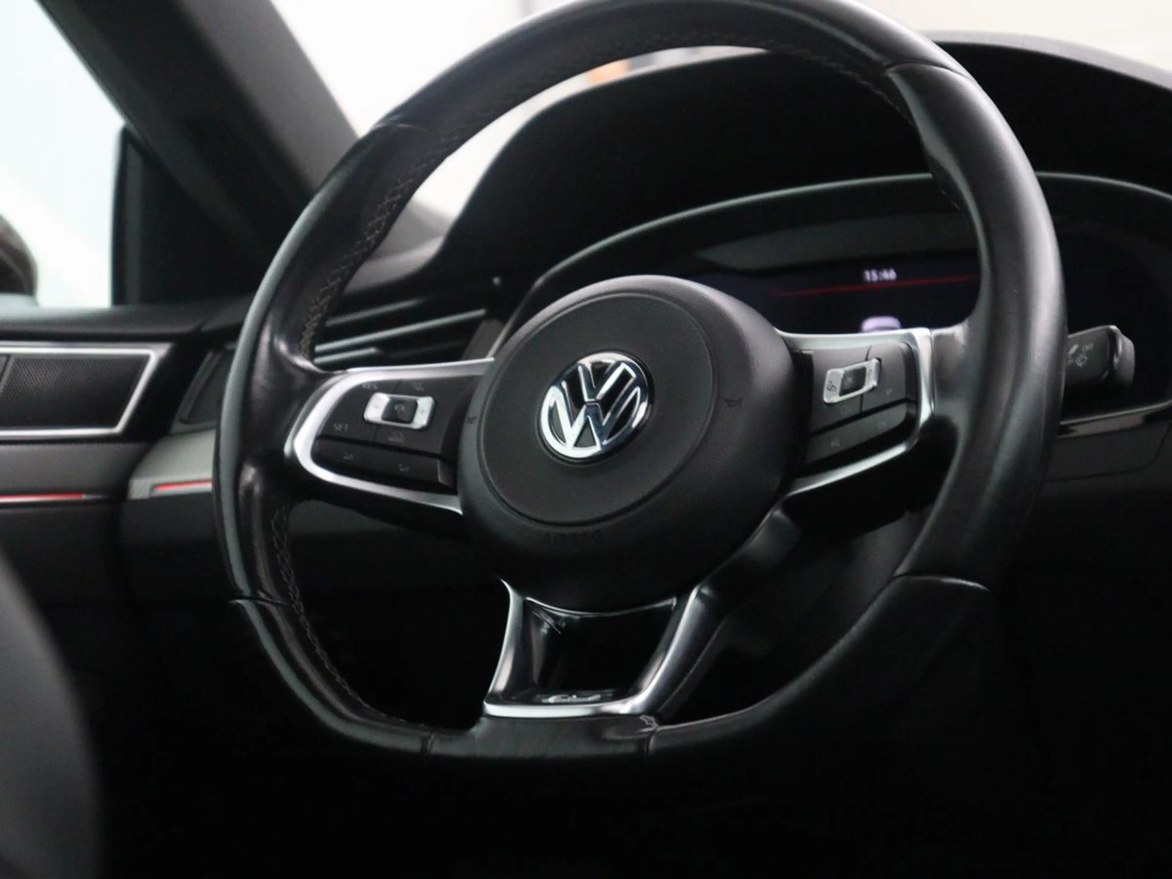 Volkswagen Arteon 2.0 TSI Business R | Panoramadak | Leder/alcantara — photo 10