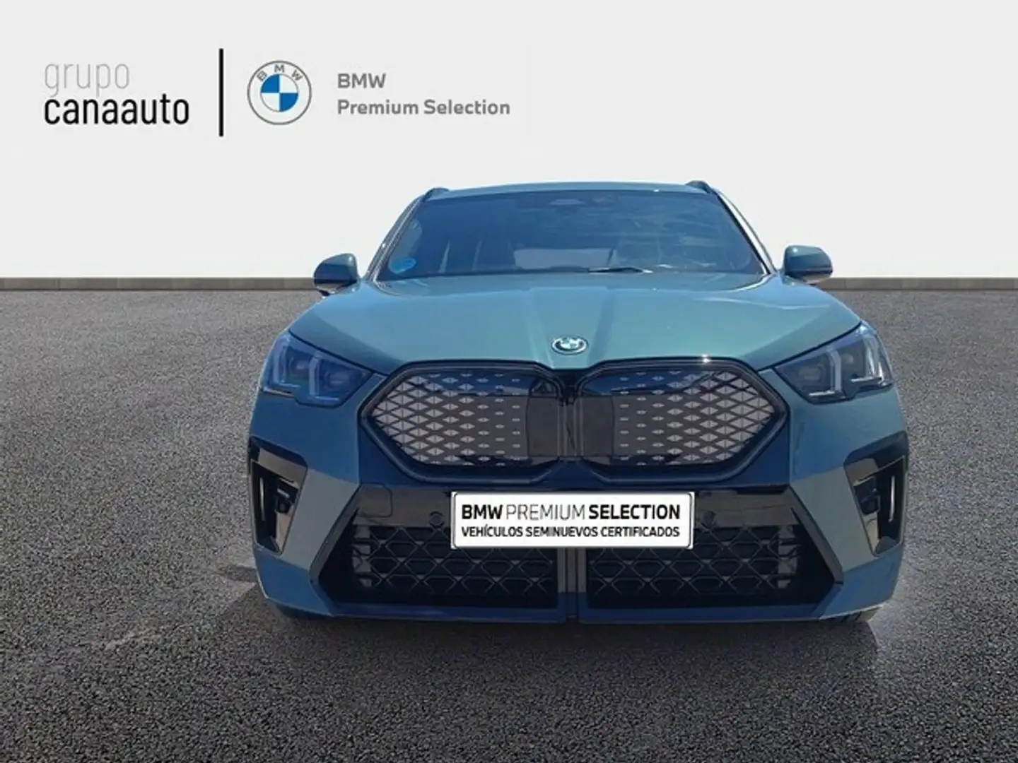 BMW iX2 eDrive20A Groen - 2