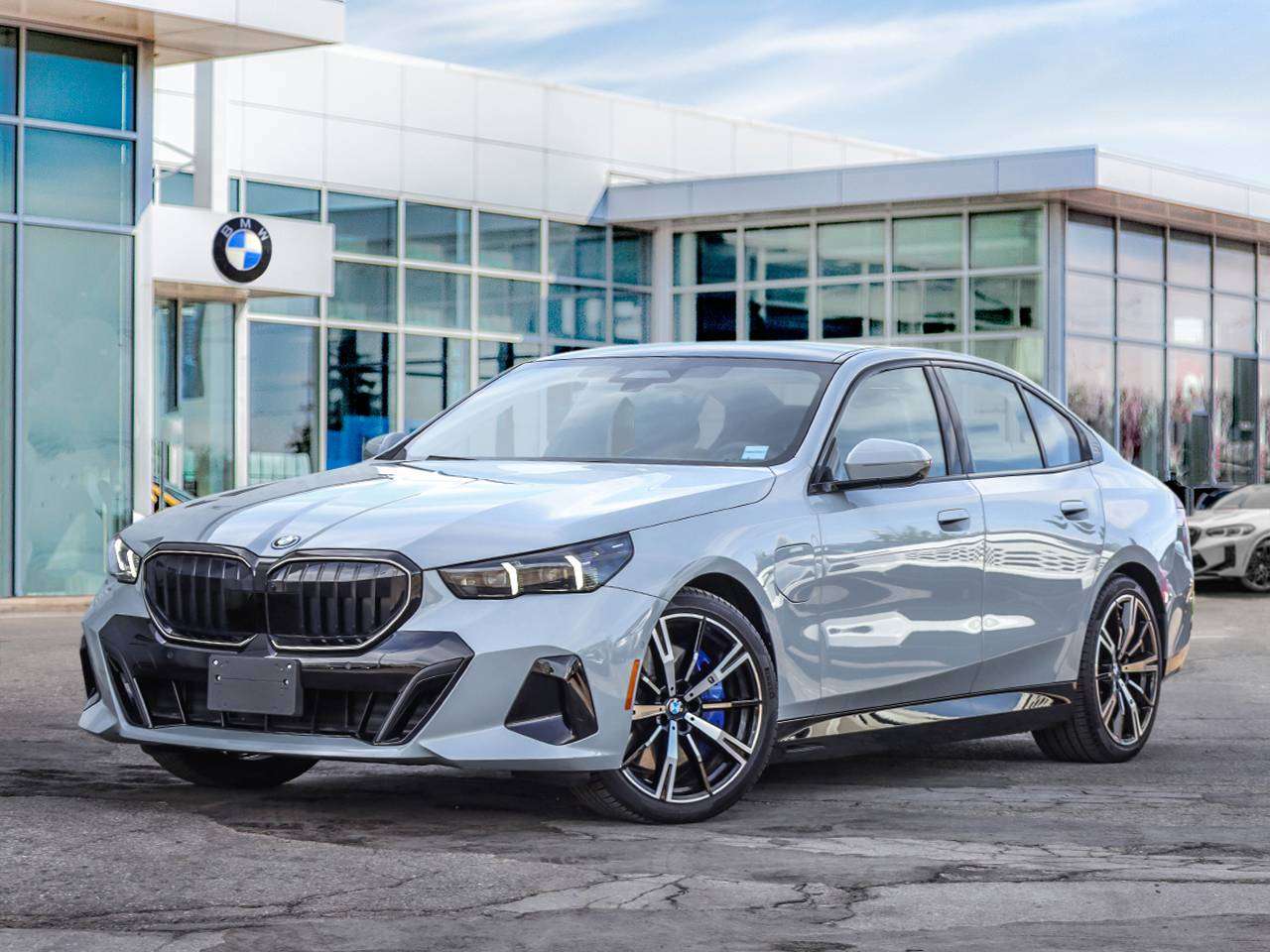 2026 BMW 5 Series 550e Plug In Hybrid-CPO-Advanced Driver Assistance thumb 31