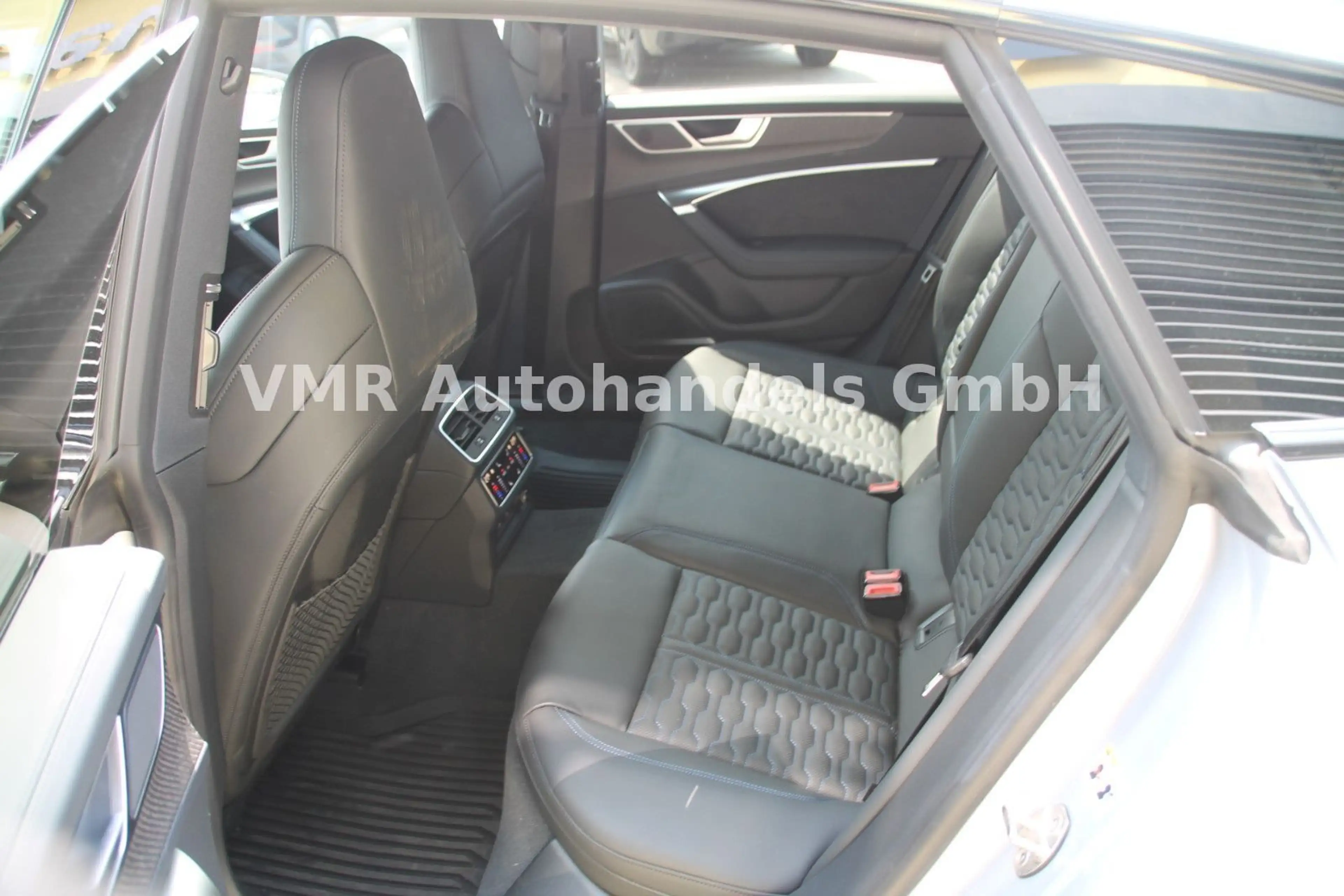 Audi RS7 RS 7 Sportback 4.0 TFSI quattro performance — photo 13