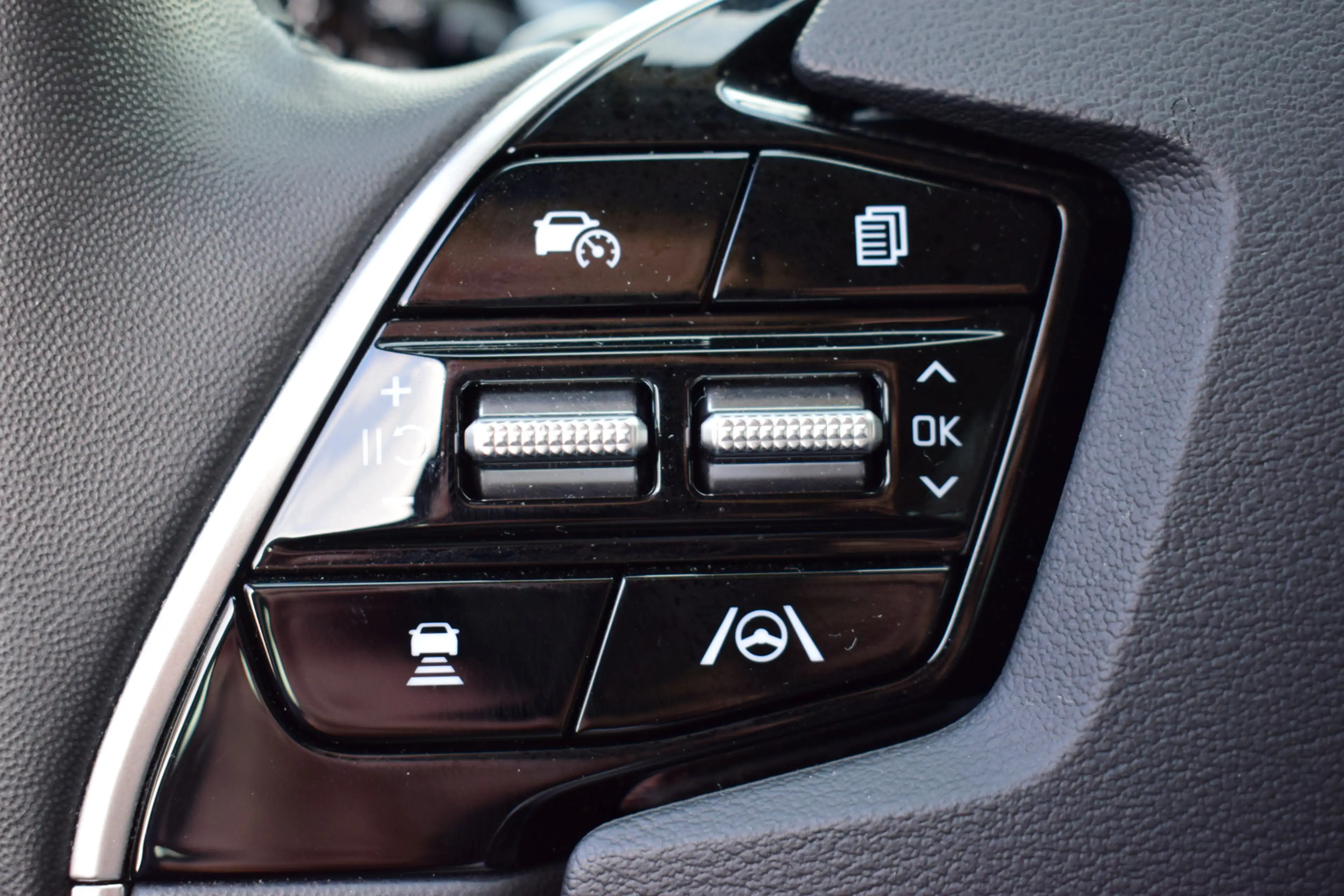 Kia Niro 1.6 GDi Hybrid DynamicLine | Navi | PDC | Adapt.Cr — photo 15
